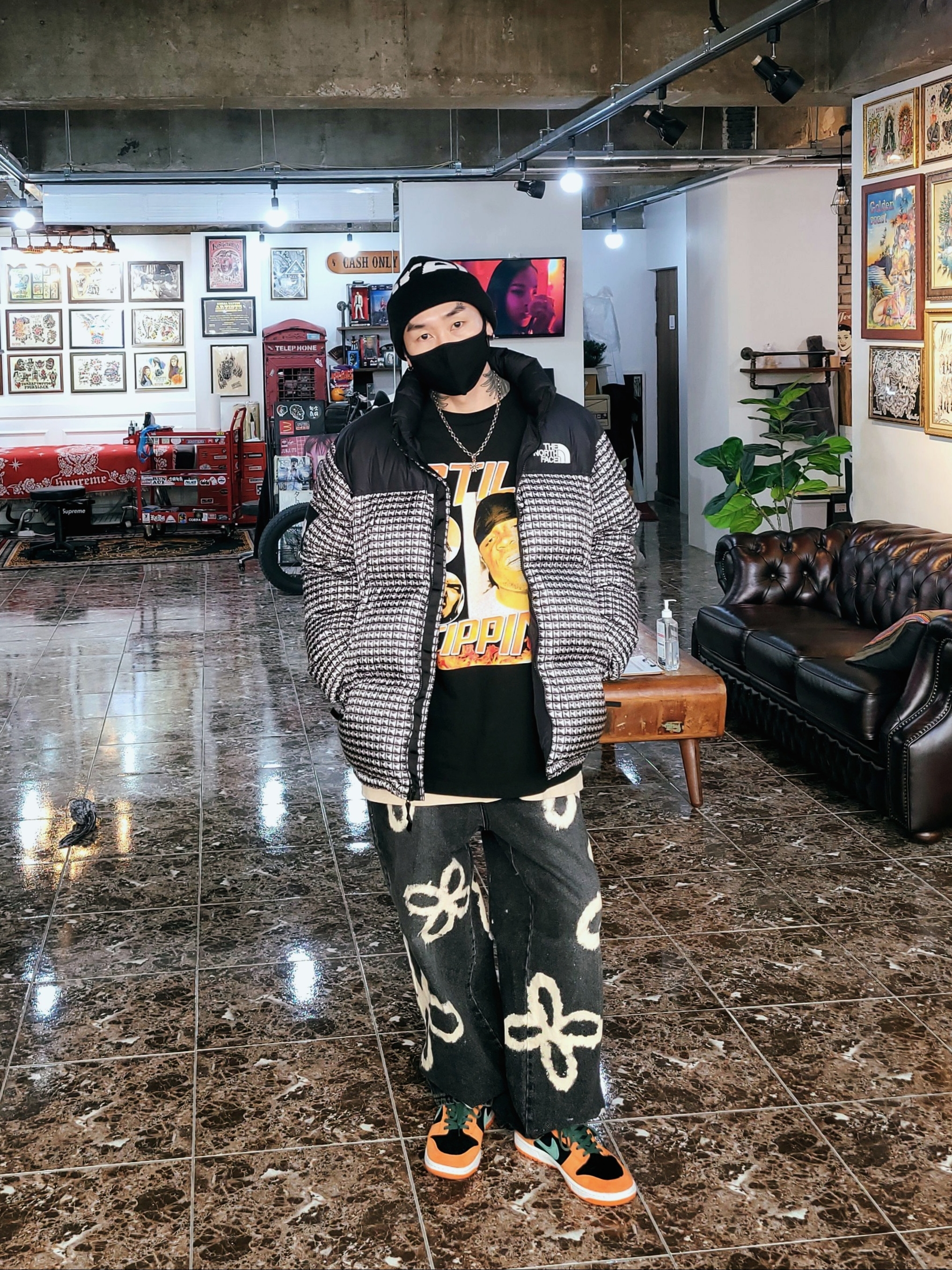 Supreme Big Logo Beanie Black, Supreme x The North Face Studded Nuptse Jacket Black - 21SS 착용 스타일