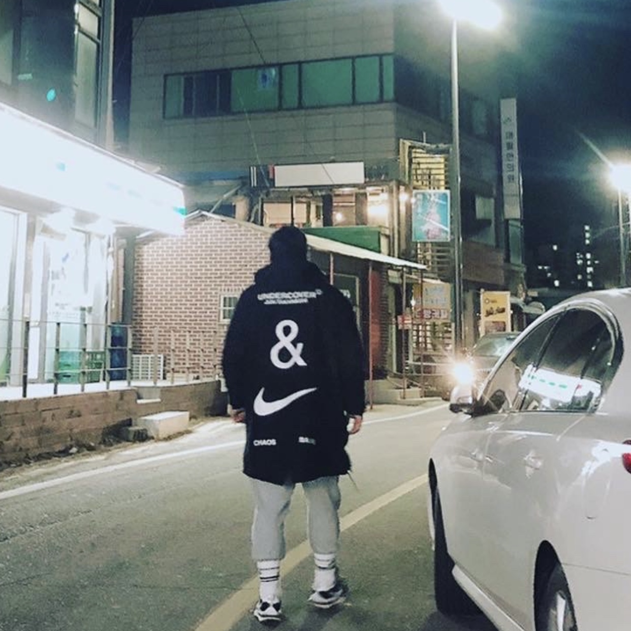 Nike x Sacai VaporWaffle Black White, Nike x Undercover Fishtail Parka Black - US/EU 착용 스타일