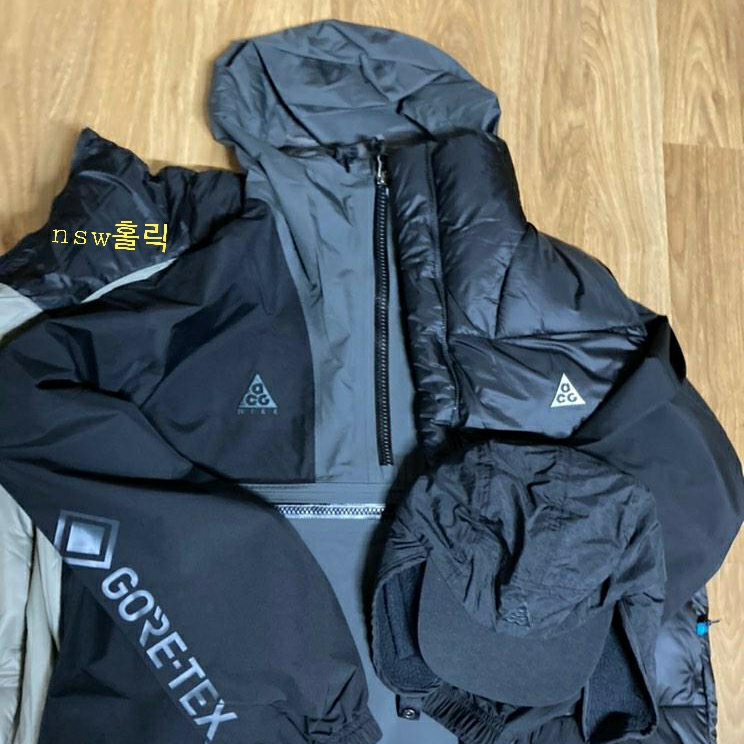 Nike ACG Warm AW84 Cap Black Anthracite, Nike ACG Therma-Fit ADV Lunar Lake Puffer Vest Black - Asia 착용 스타일