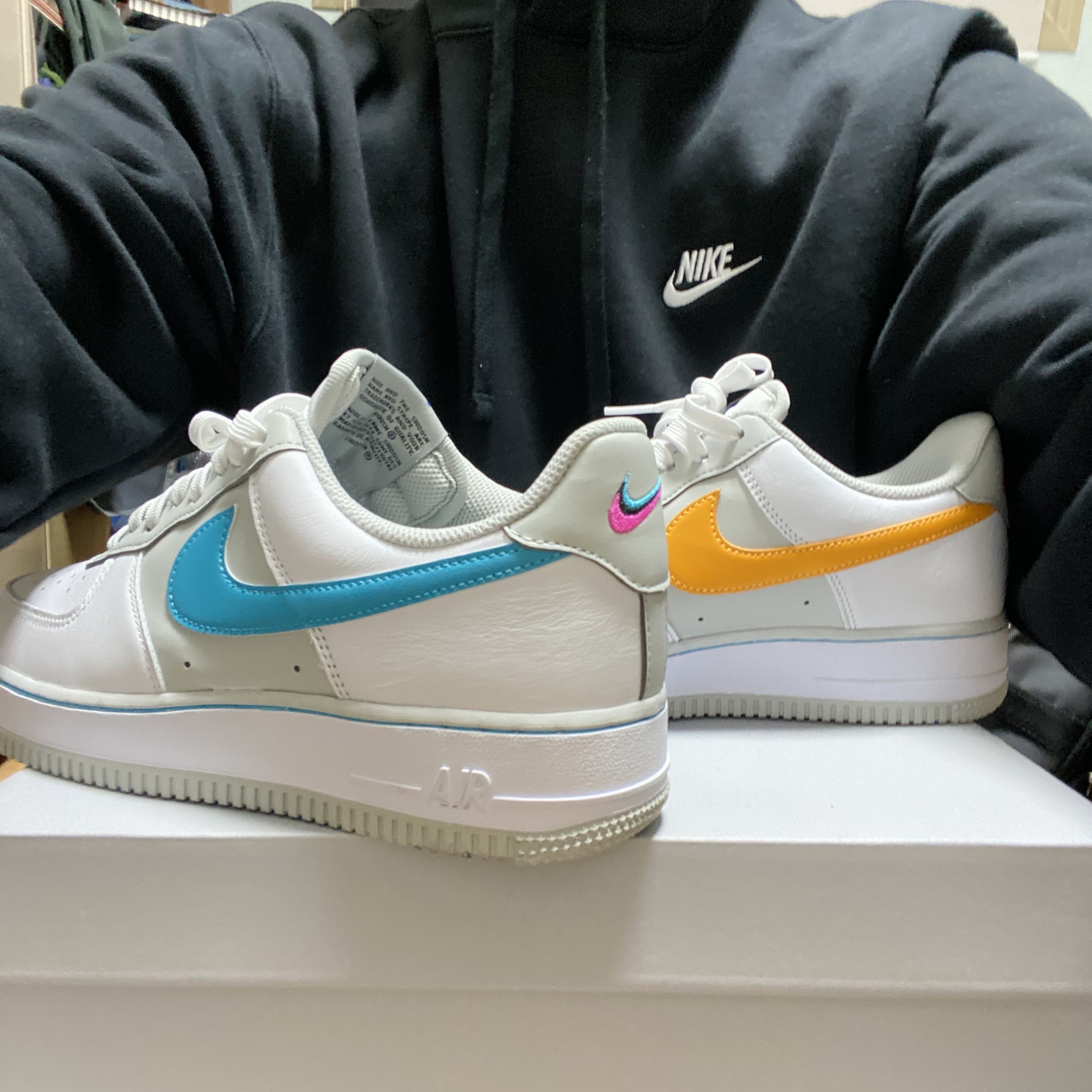 Nike x NBA Air Force 1 '07 LV8 EMB White Turquoise Blue 착용 스타일