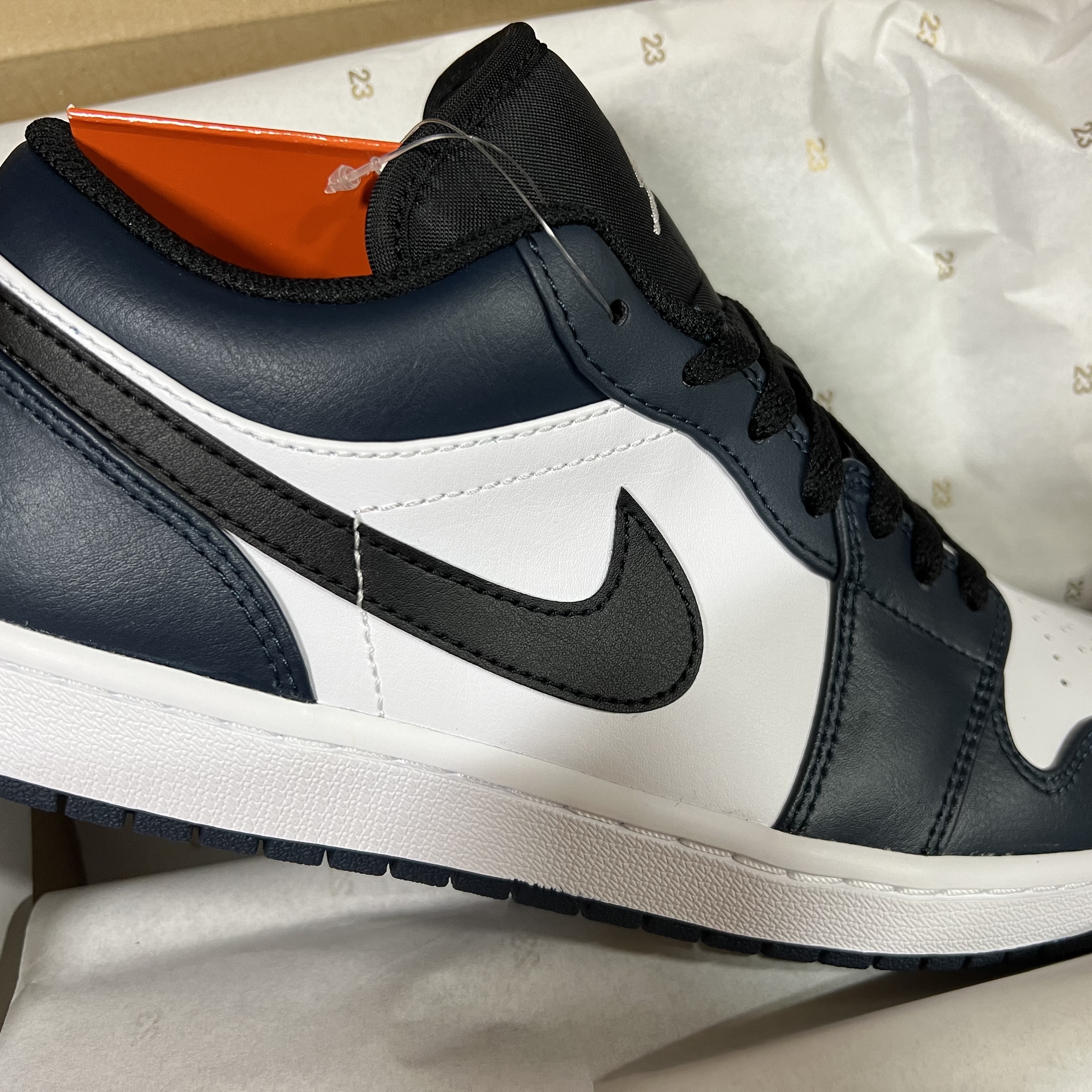 Jordan 1 Low Dark Teal 착용 스타일