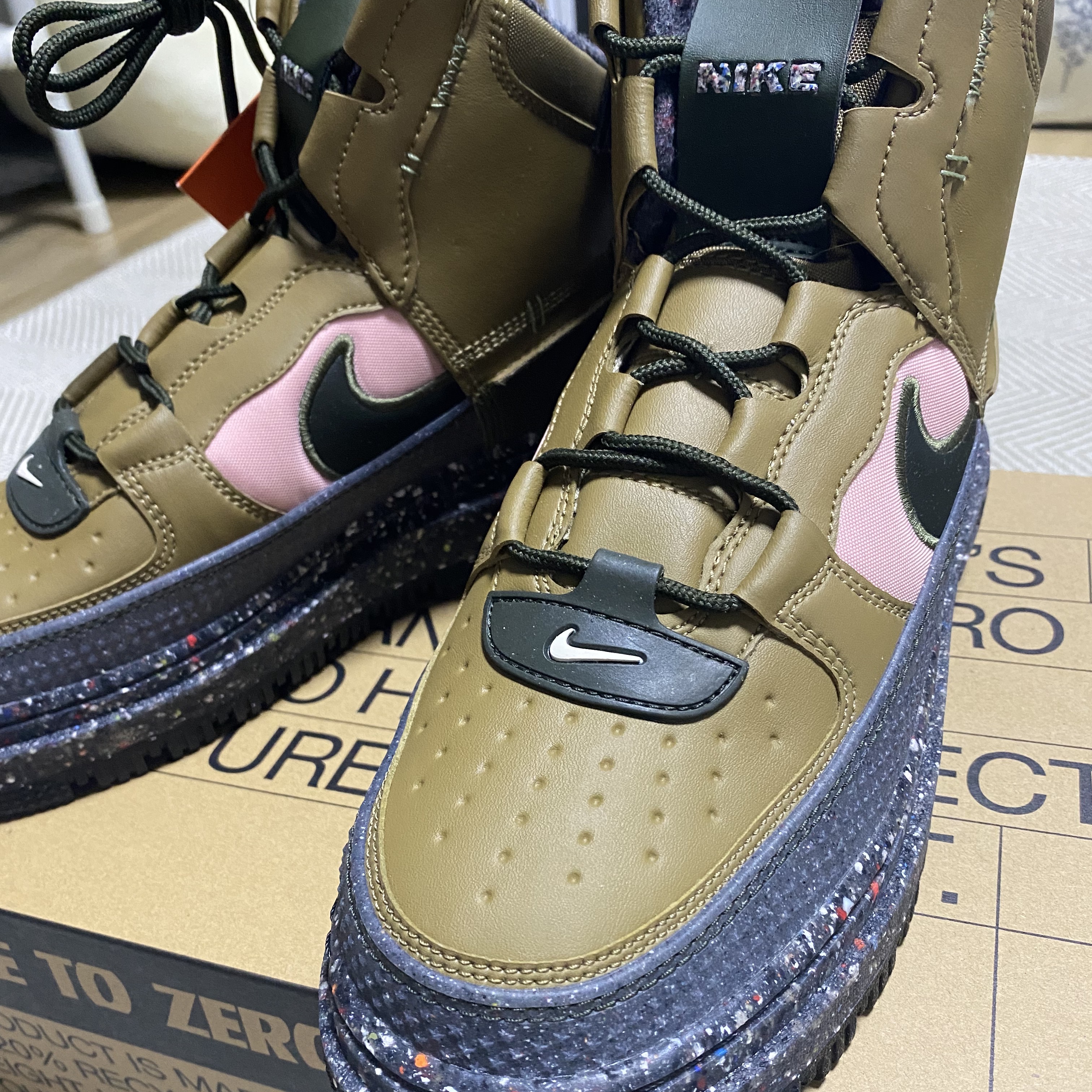 Nike Air Force 1 Boot Next Nature Brown Kelp 착용 스타일