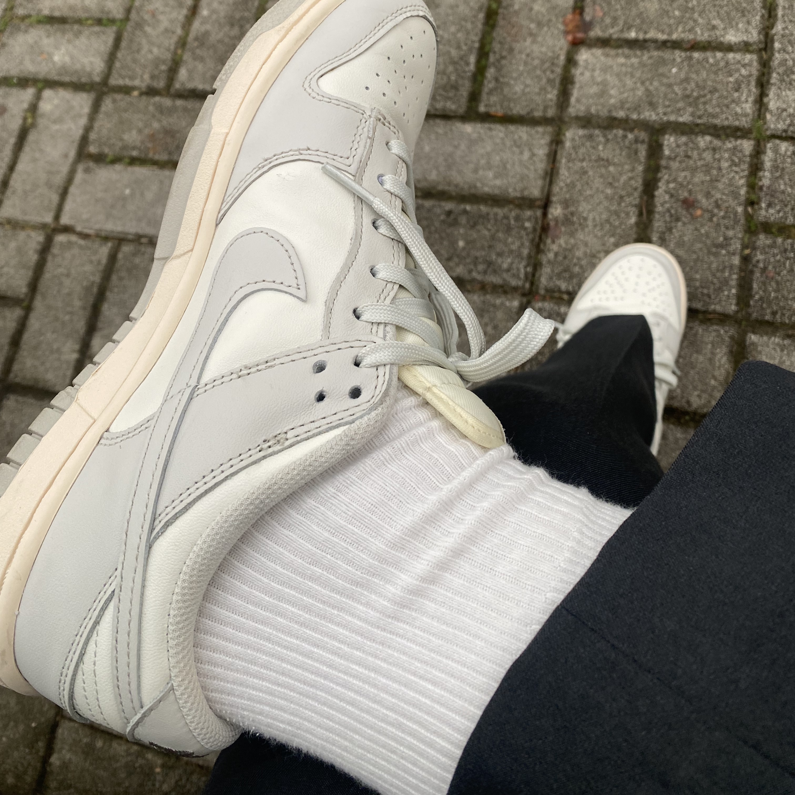 (W) Nike Dunk Low Light Bone 착용 스타일