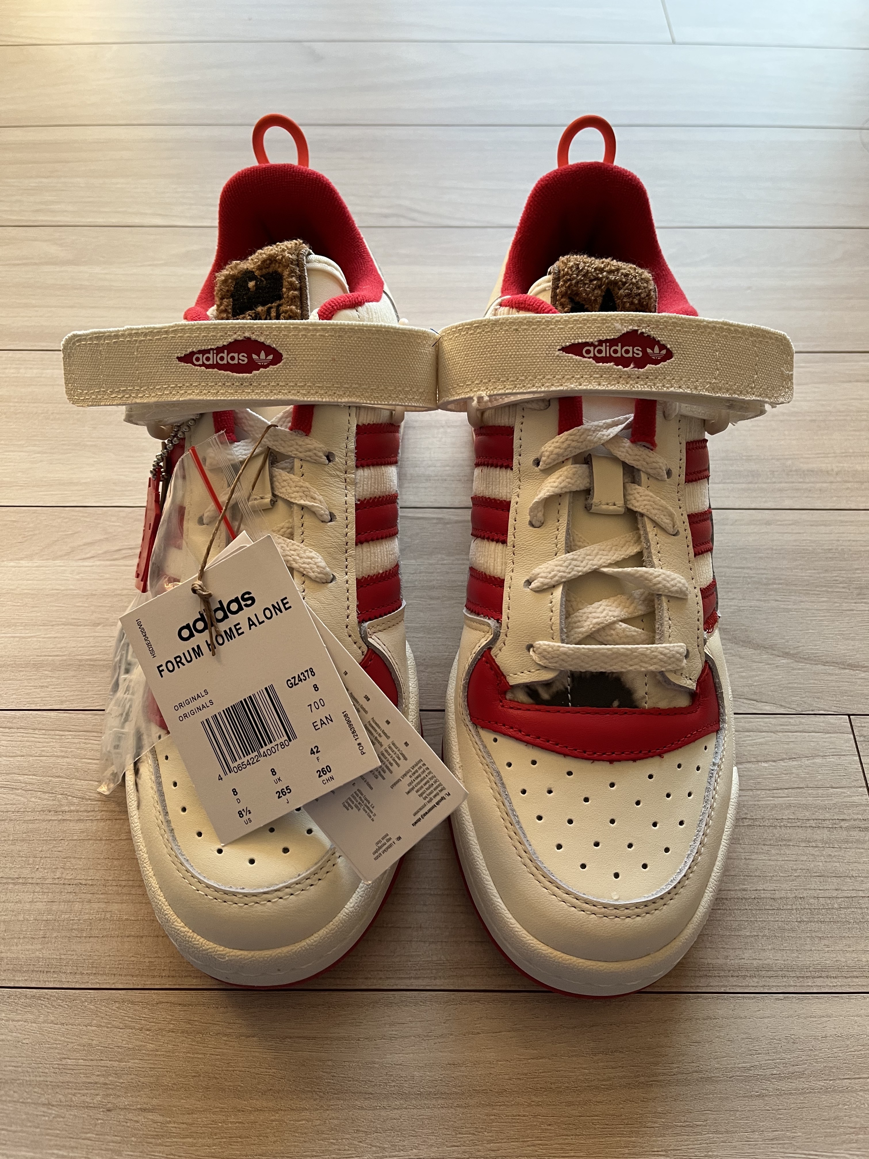 Adidas Forum Low Home Alone 착용 스타일