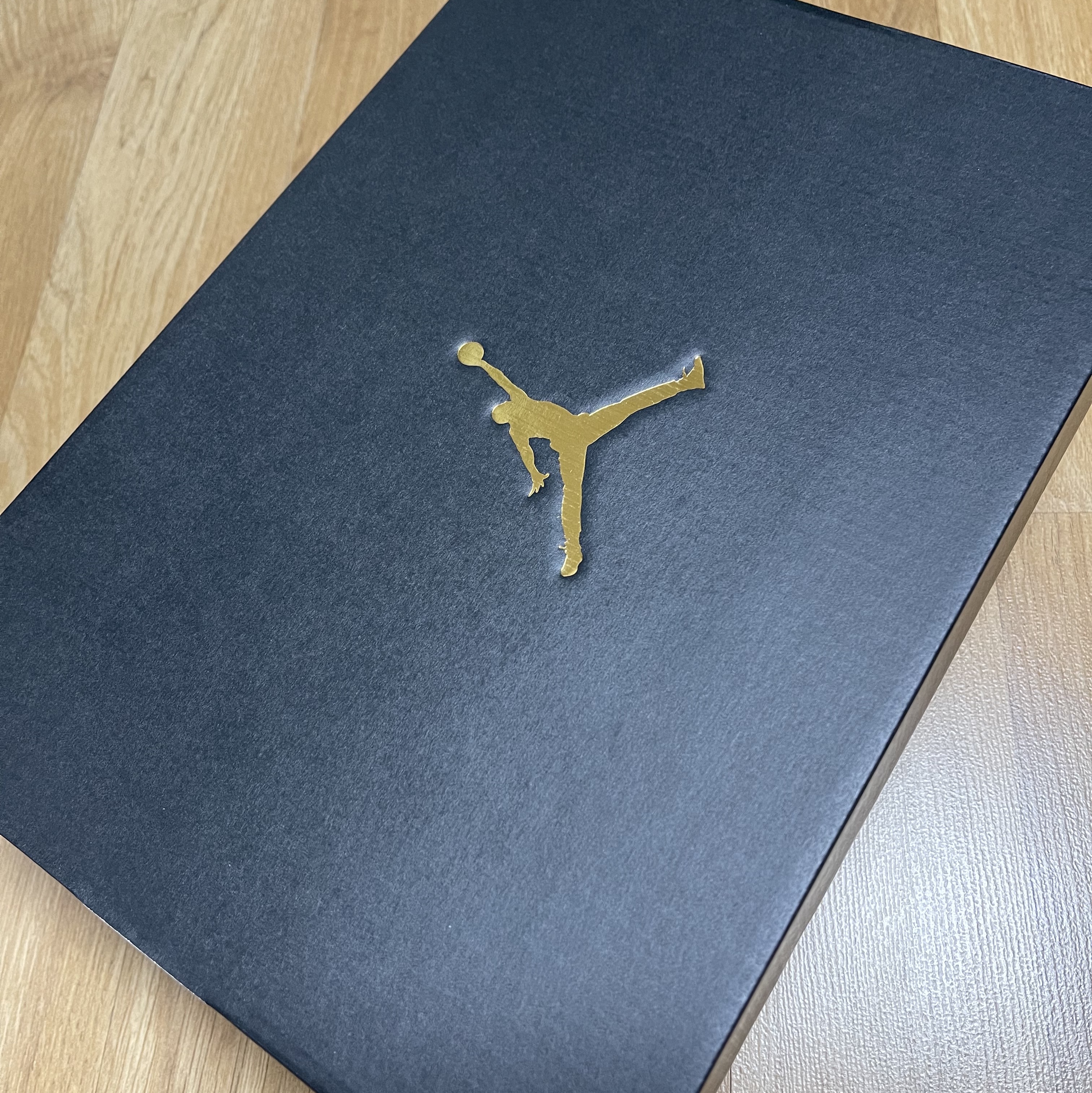 Jordan 1 Low SE Chocolate Bliss 착용 스타일 - 3
