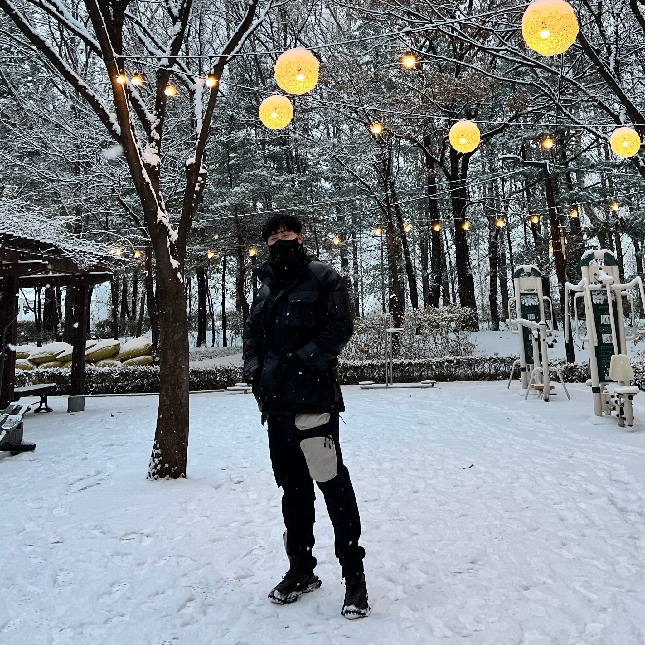 Nike x Matthew M Williams Zoom 004 Triple Black, Nike x Travis Scott NRG AG Utility Sweatpants Black 착용 스타일