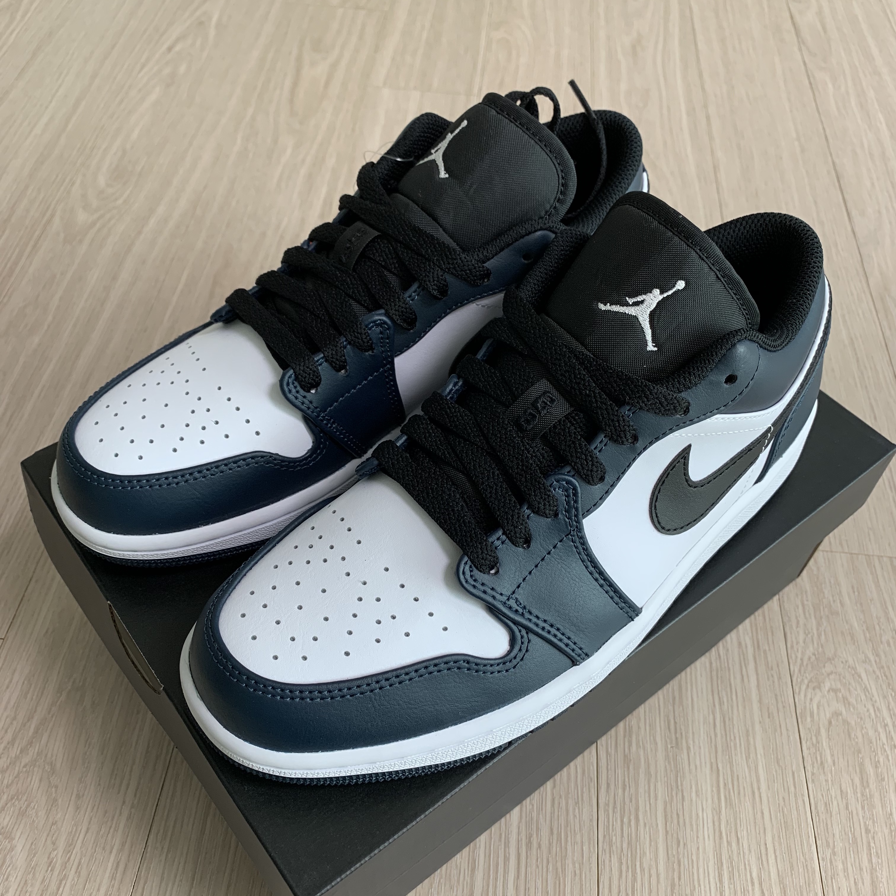 Jordan 1 Low Dark Teal 착용 스타일 - 1