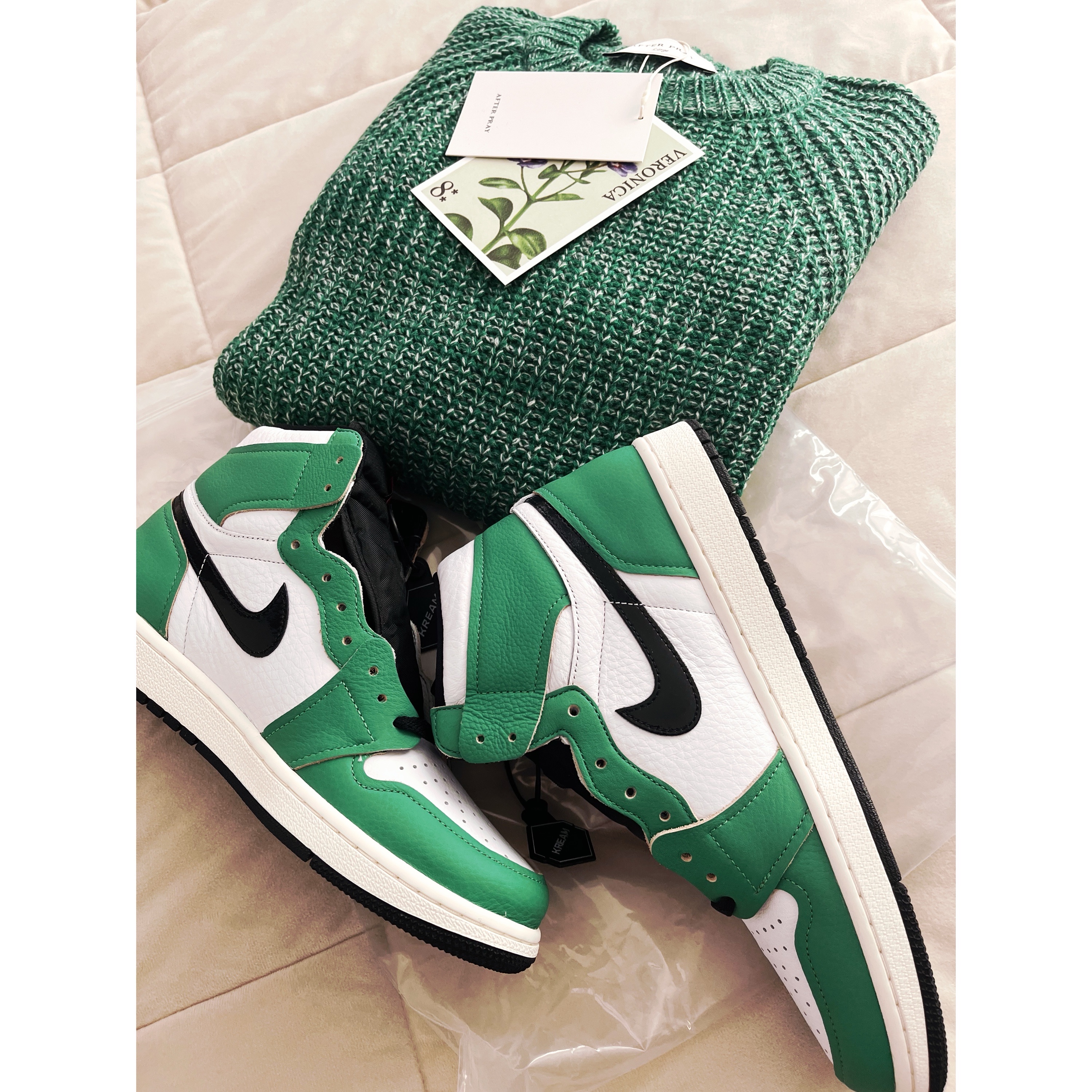 (W) Jordan 1 Retro High OG Lucky Green 착용 스타일