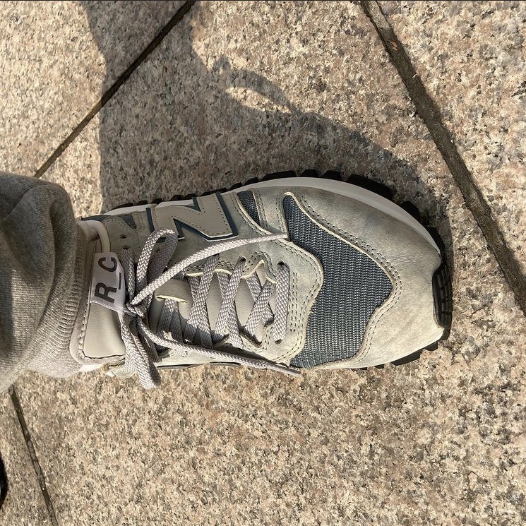 New Balance x Tokyo Design Studio R_C 1300 Grey Blue 착용 스타일