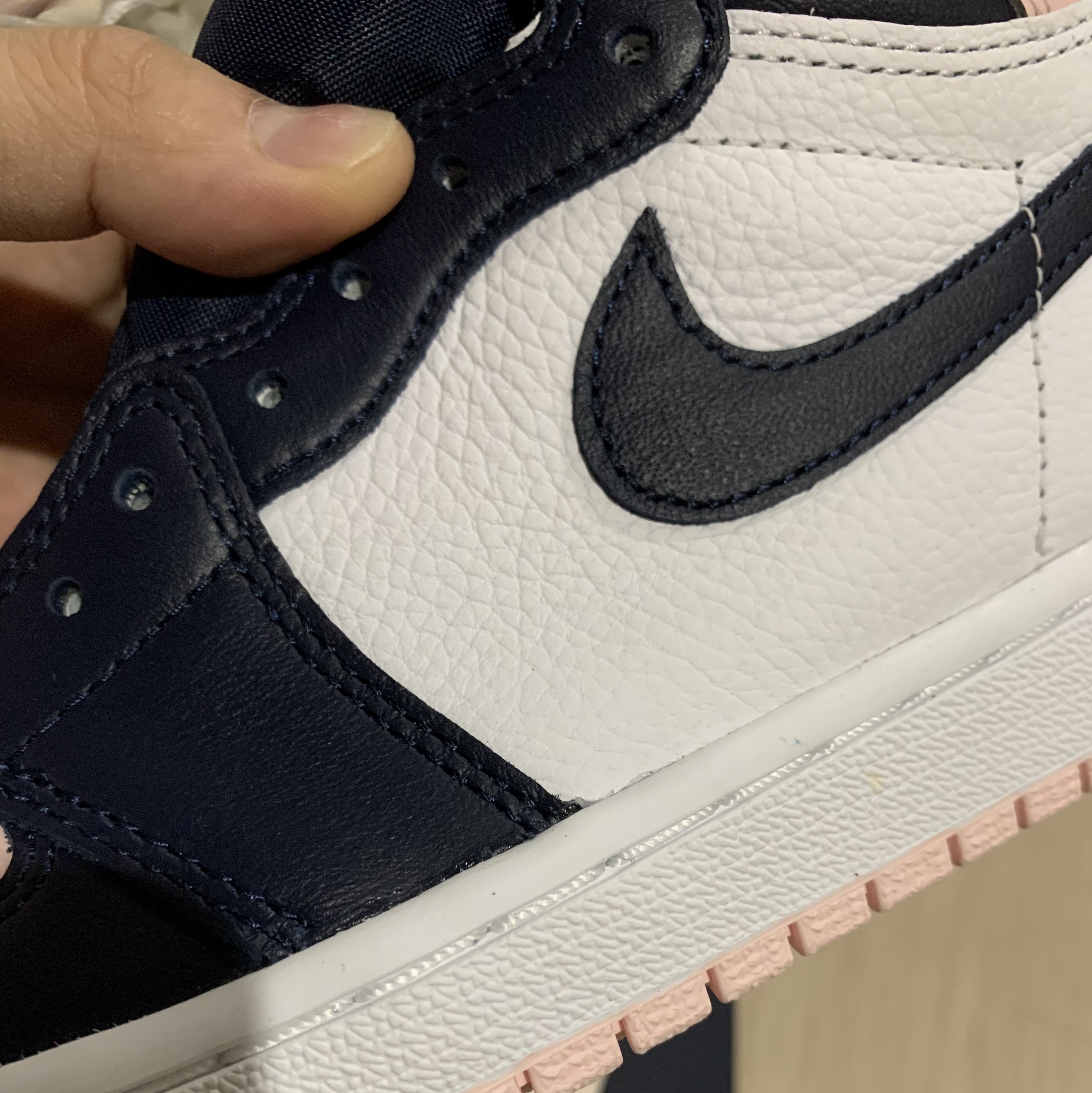 (W) Jordan 1 Retro High OG Atmosphere 착용 스타일 - 2