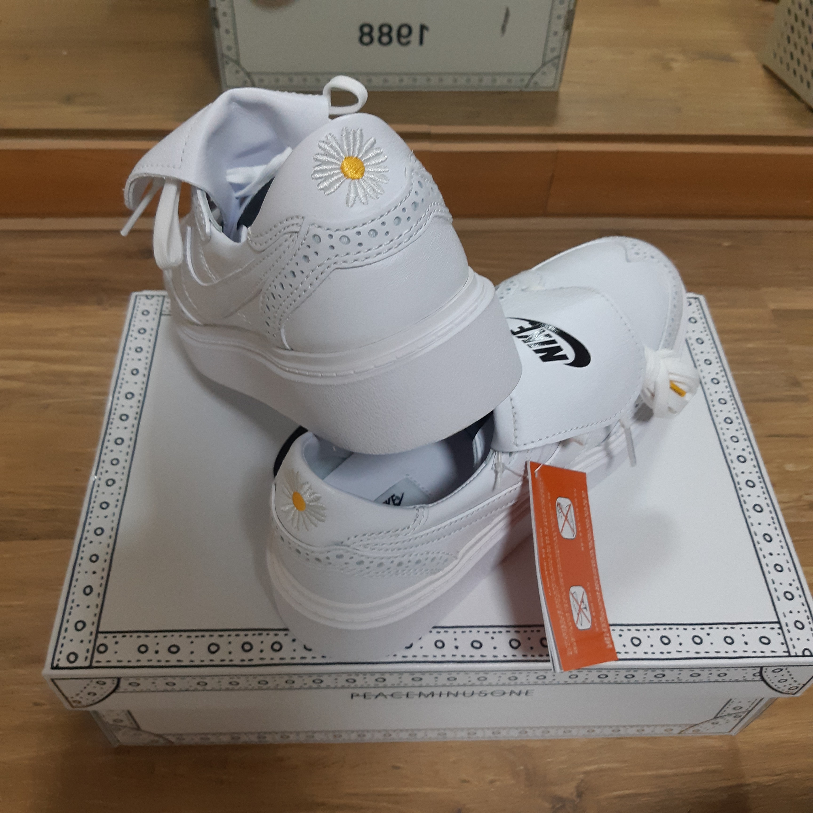 Nike x Peaceminusone Kwondo1 White 착용 스타일 - 2