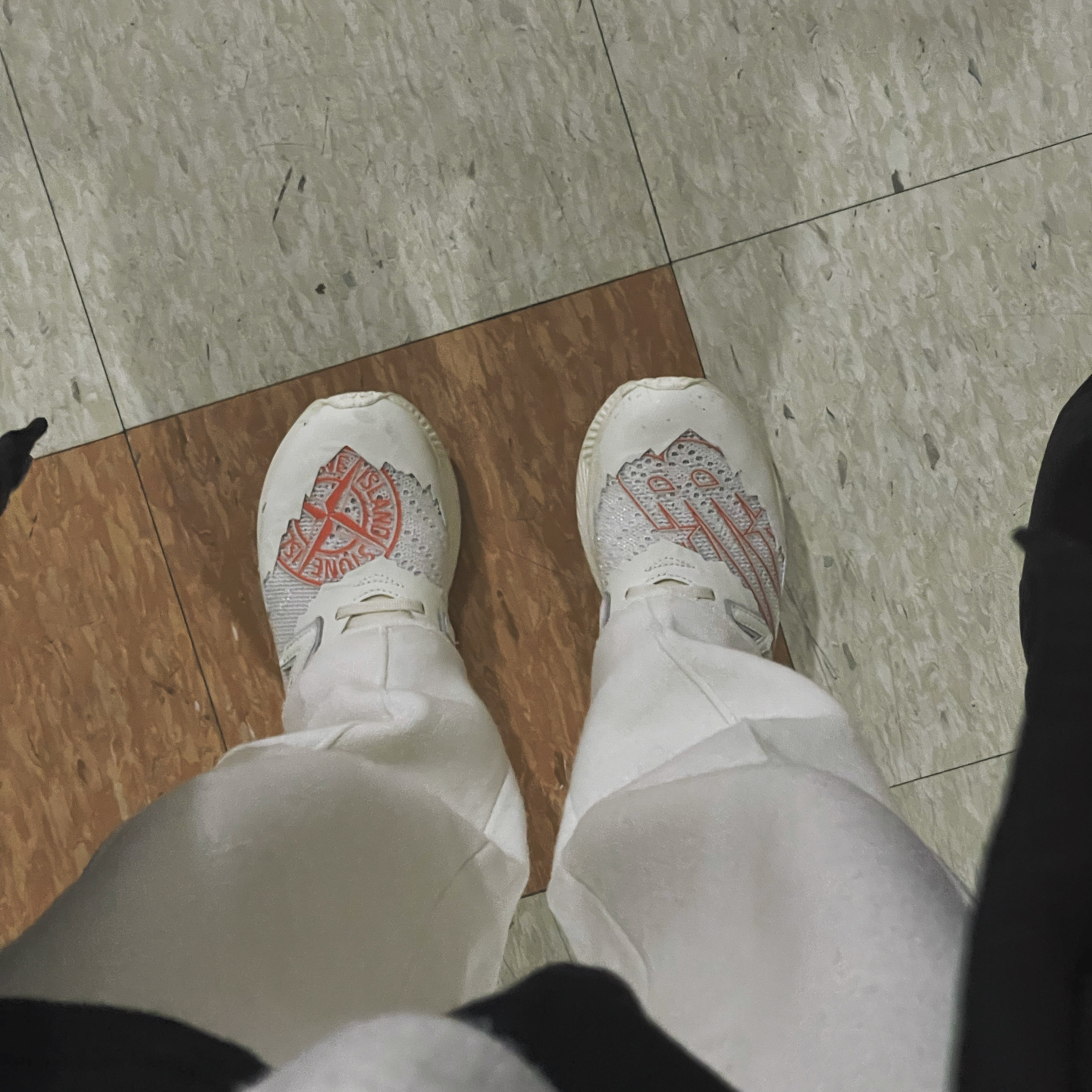 New Balance x Stone Island x Tokyo Design Studio FuelCell RC Elite v2 착용 스타일