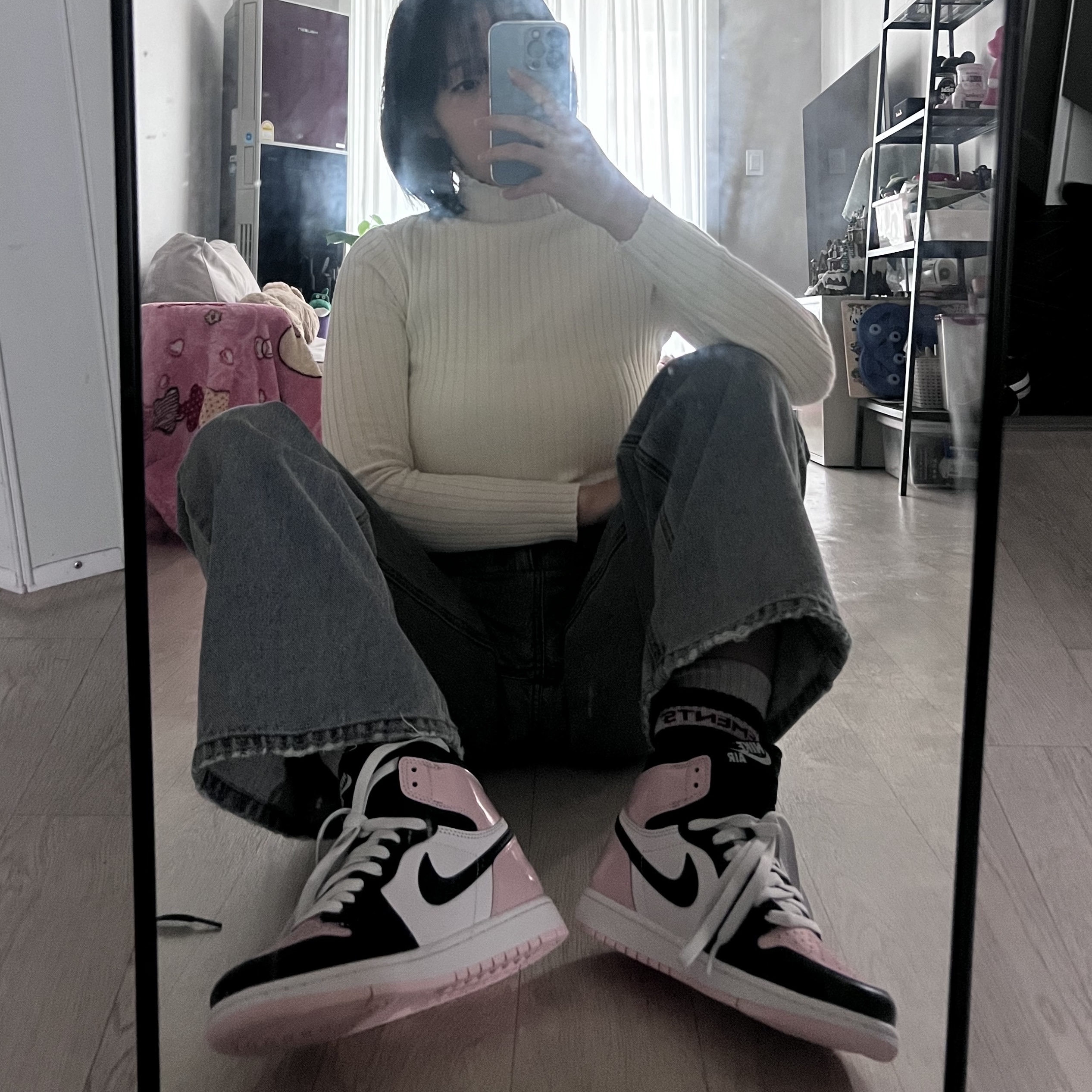 (W) Jordan 1 Retro High OG Atmosphere 착용 스타일
