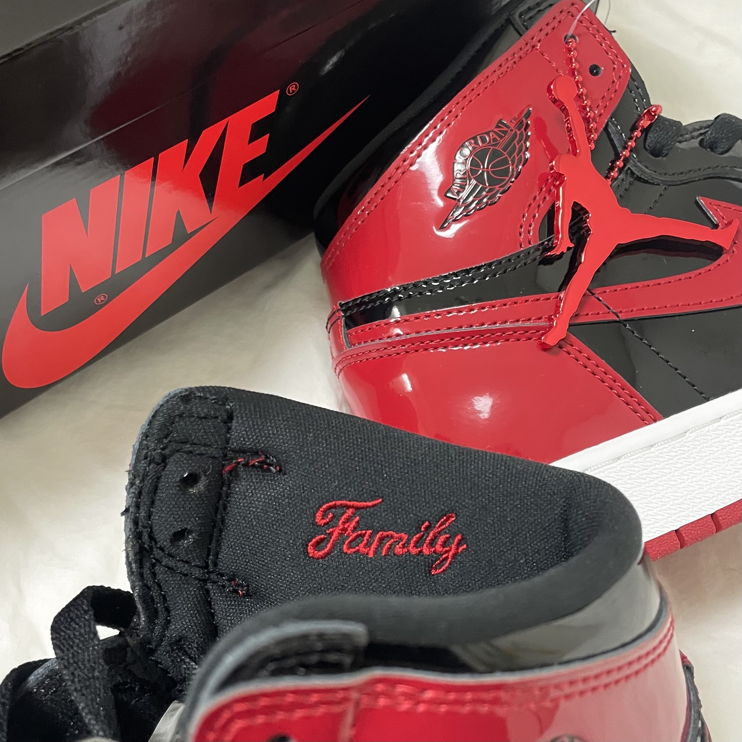 Jordan 1 Retro High OG Patent Bred, (GS) Jordan 1 Retro High OG Patent Bred 착용 스타일 - 2
