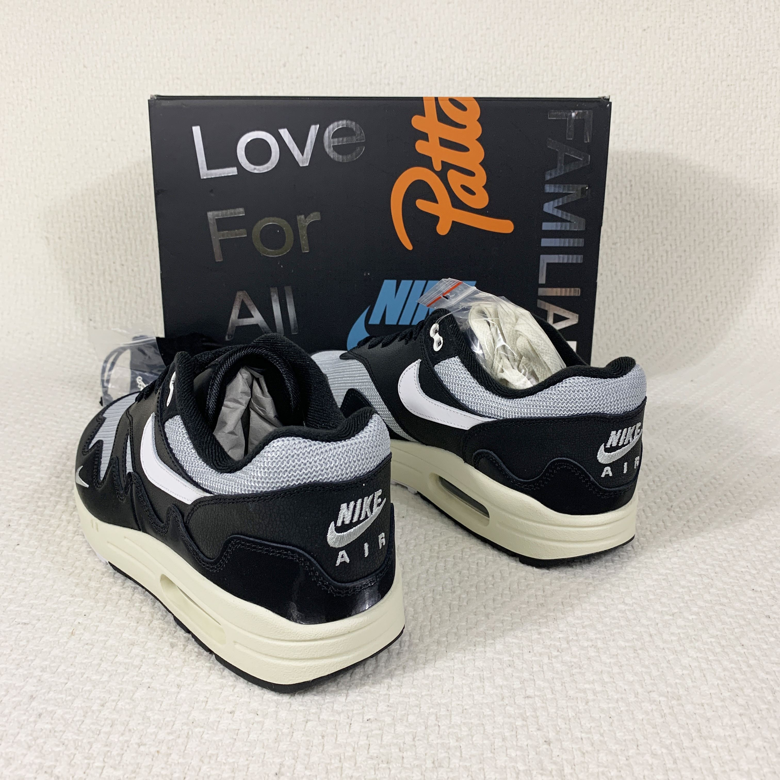 Nike x Patta Air Max 1 Black 착용 스타일 - 5