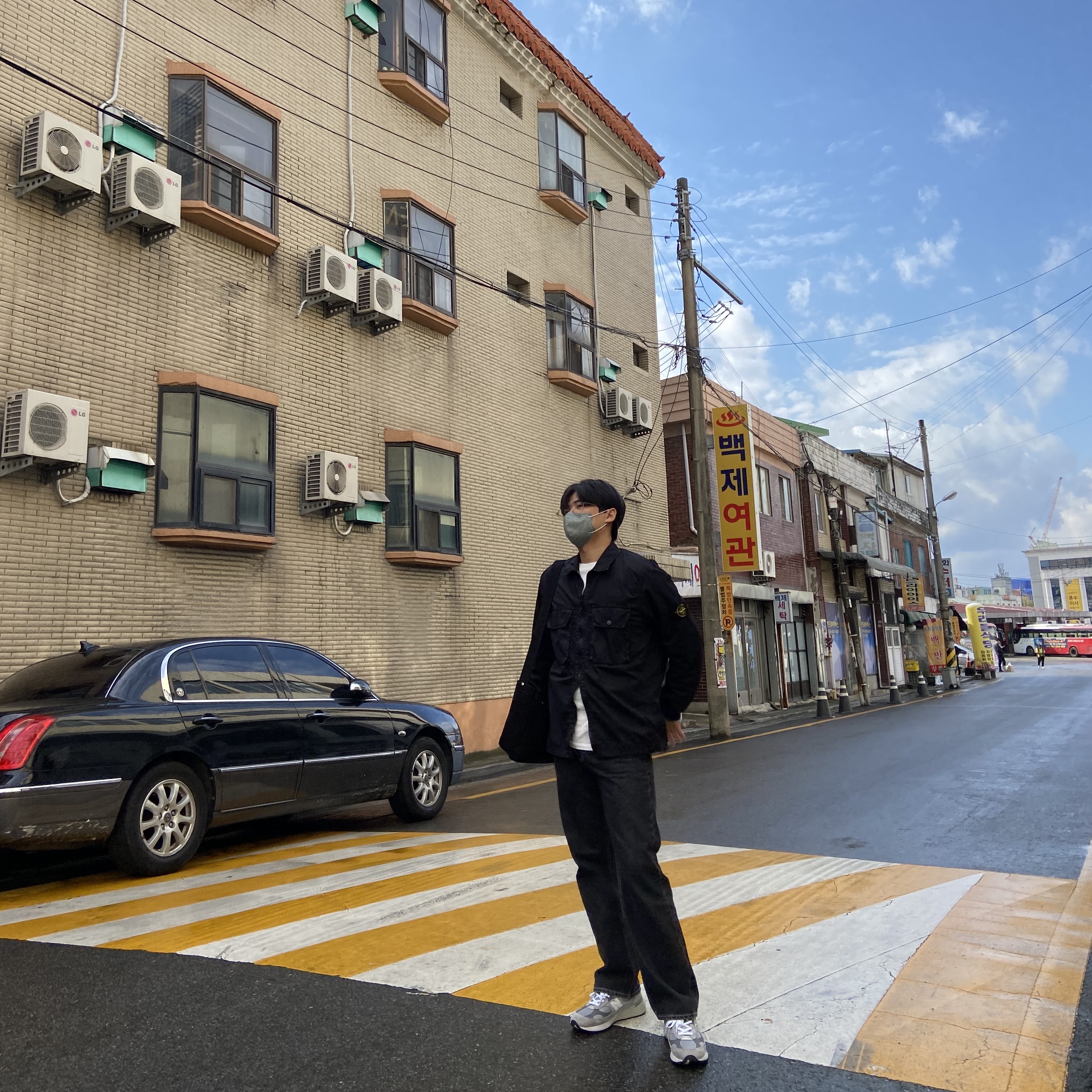 Stone Island 113WN T.CO+OLD Overshirt Black - 21FW, New Balance 992 Made in USA Grey - D Standard 착용 스타일