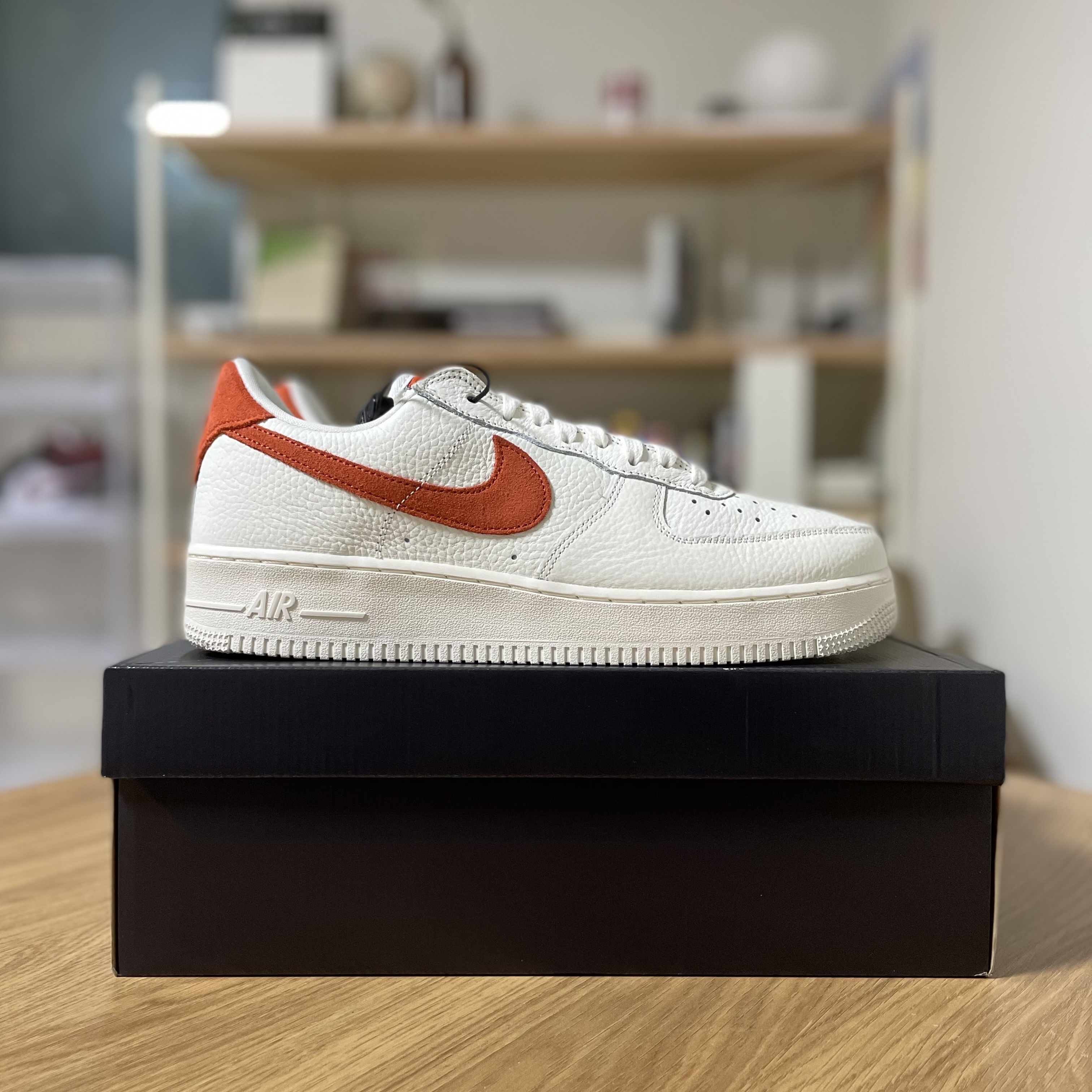 Nike Air Force 1 '07 Craft Mantra Orange 착용 스타일