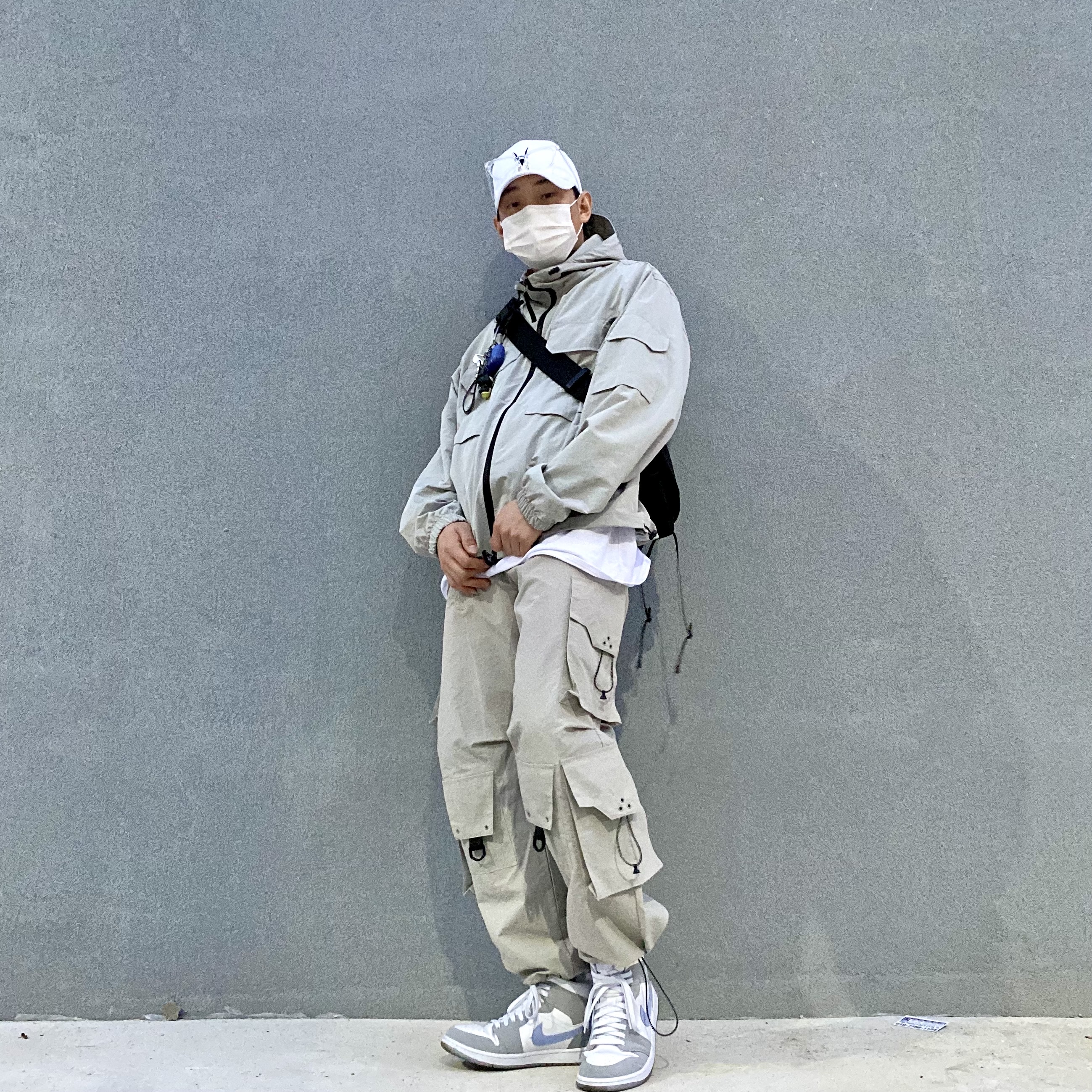 (W) Jordan 1 Mid Wolf Grey 착용 스타일 - 2