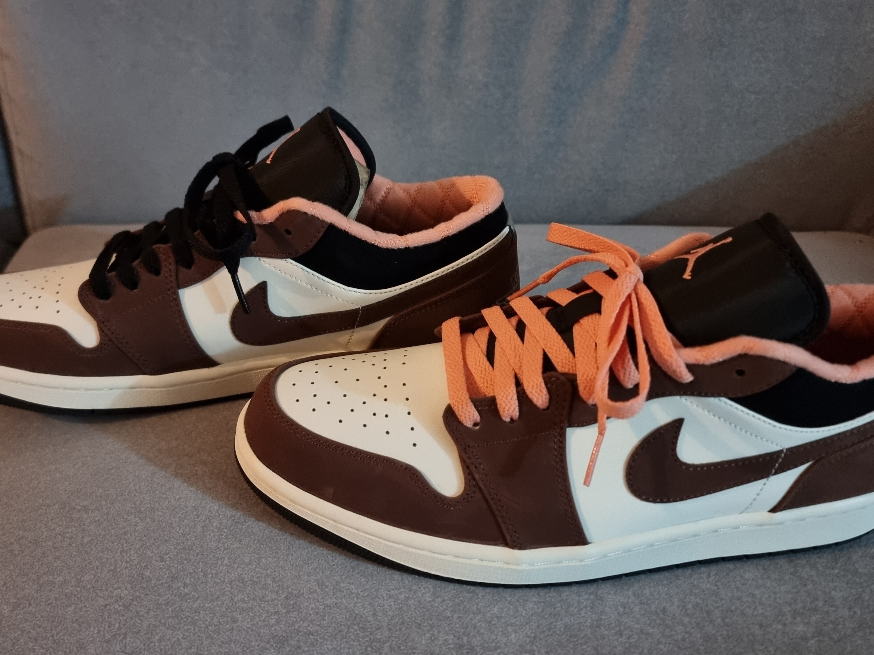 Jordan 1 Low SE Chocolate Bliss 착용 스타일 - 2