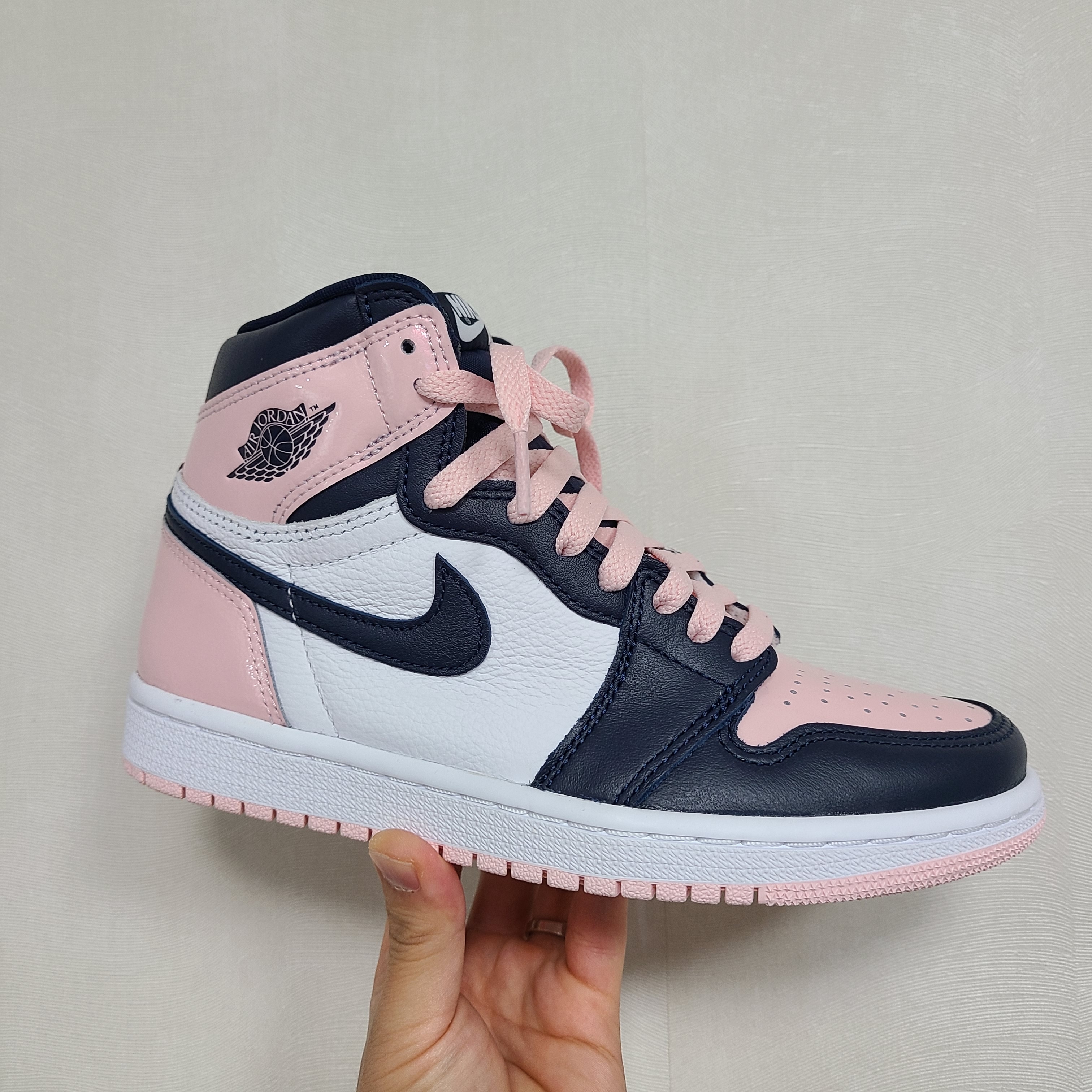 (W) Jordan 1 Retro High OG Atmosphere 착용 스타일