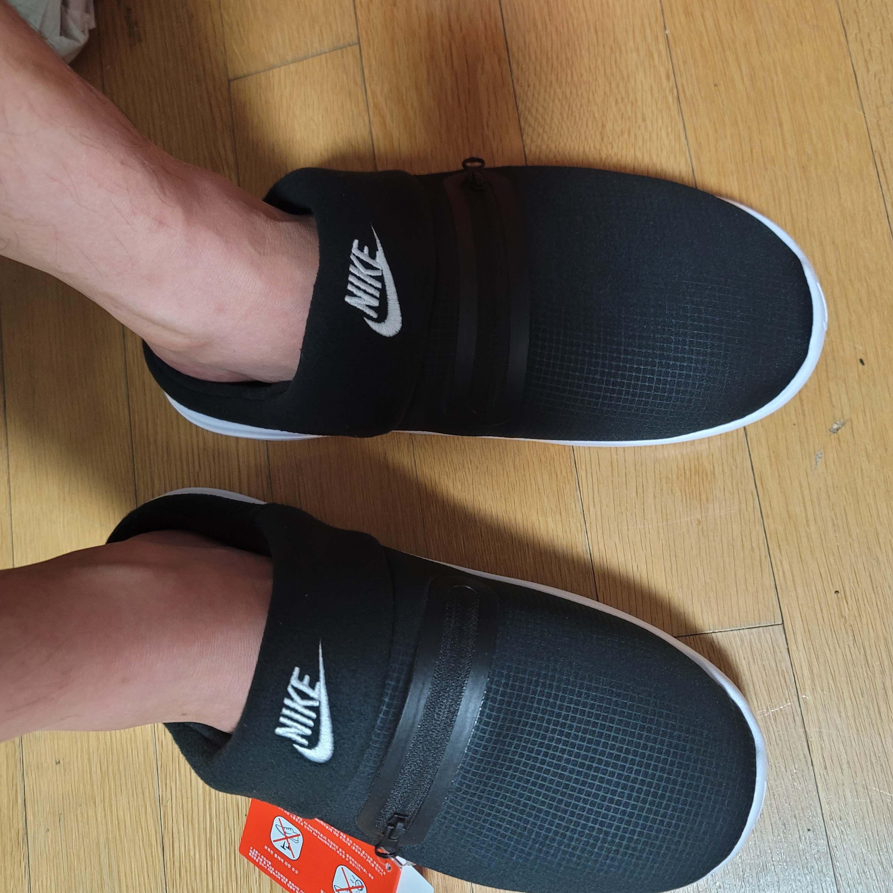 Nike Burrow Black White 착용 스타일 - 2
