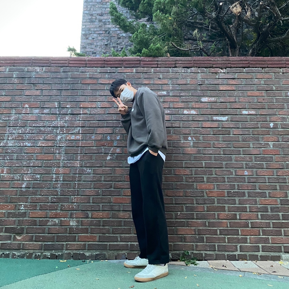 Nike Killshot 2 Leather Sail Gum 착용 스타일