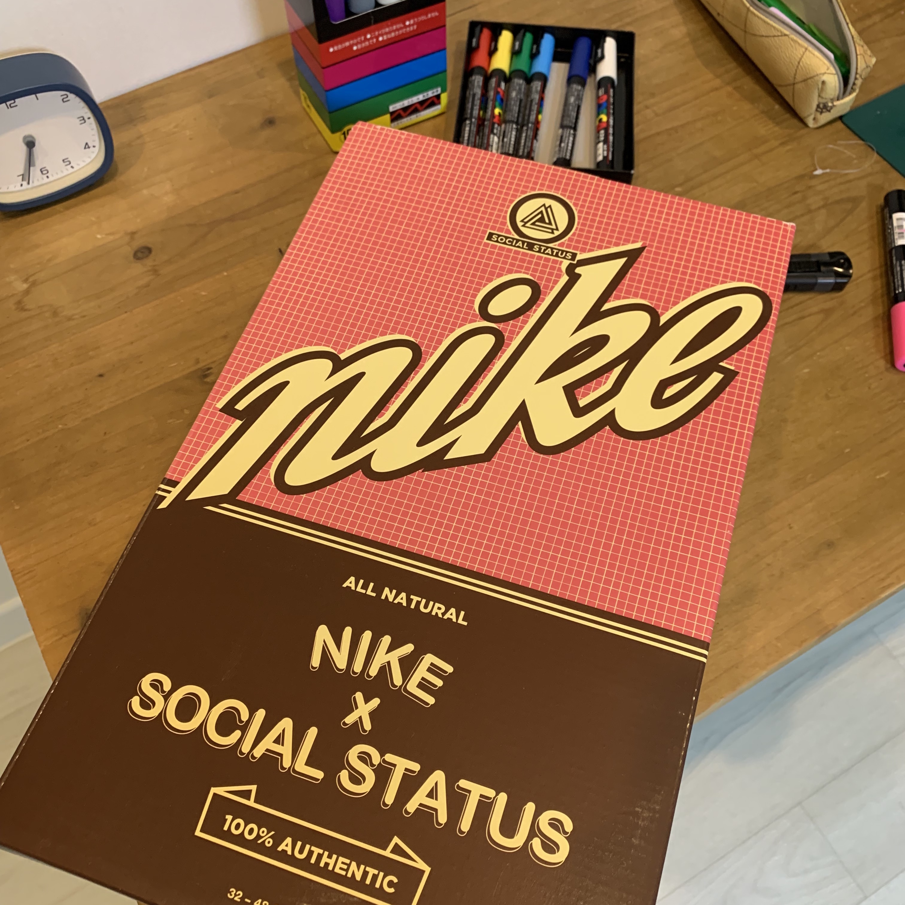 Nike x Social Status Dunk Mid Free Lunch Strawberry Milk 착용 스타일 - 2