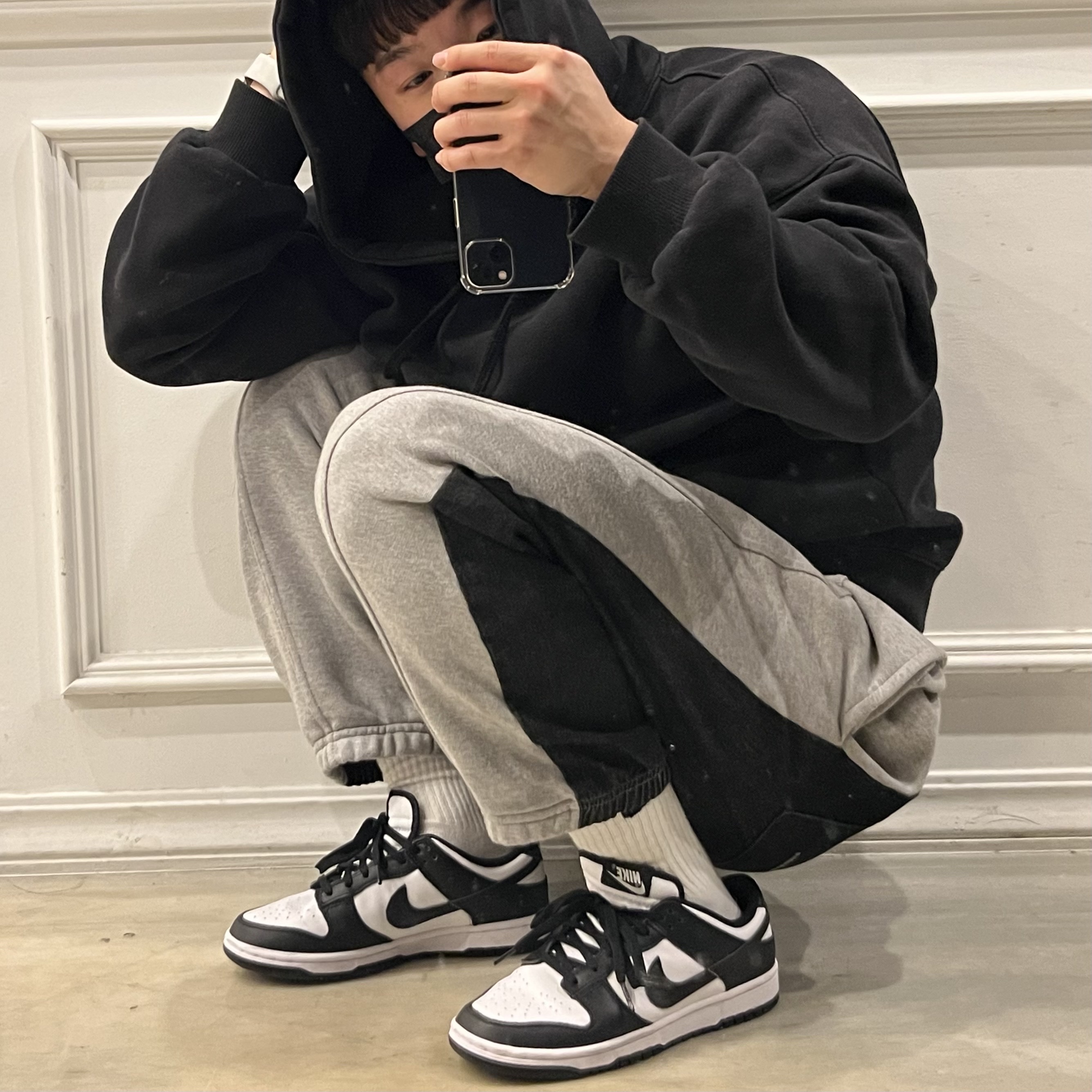 (W) Nike Dunk Low Black 착용 스타일 - 2