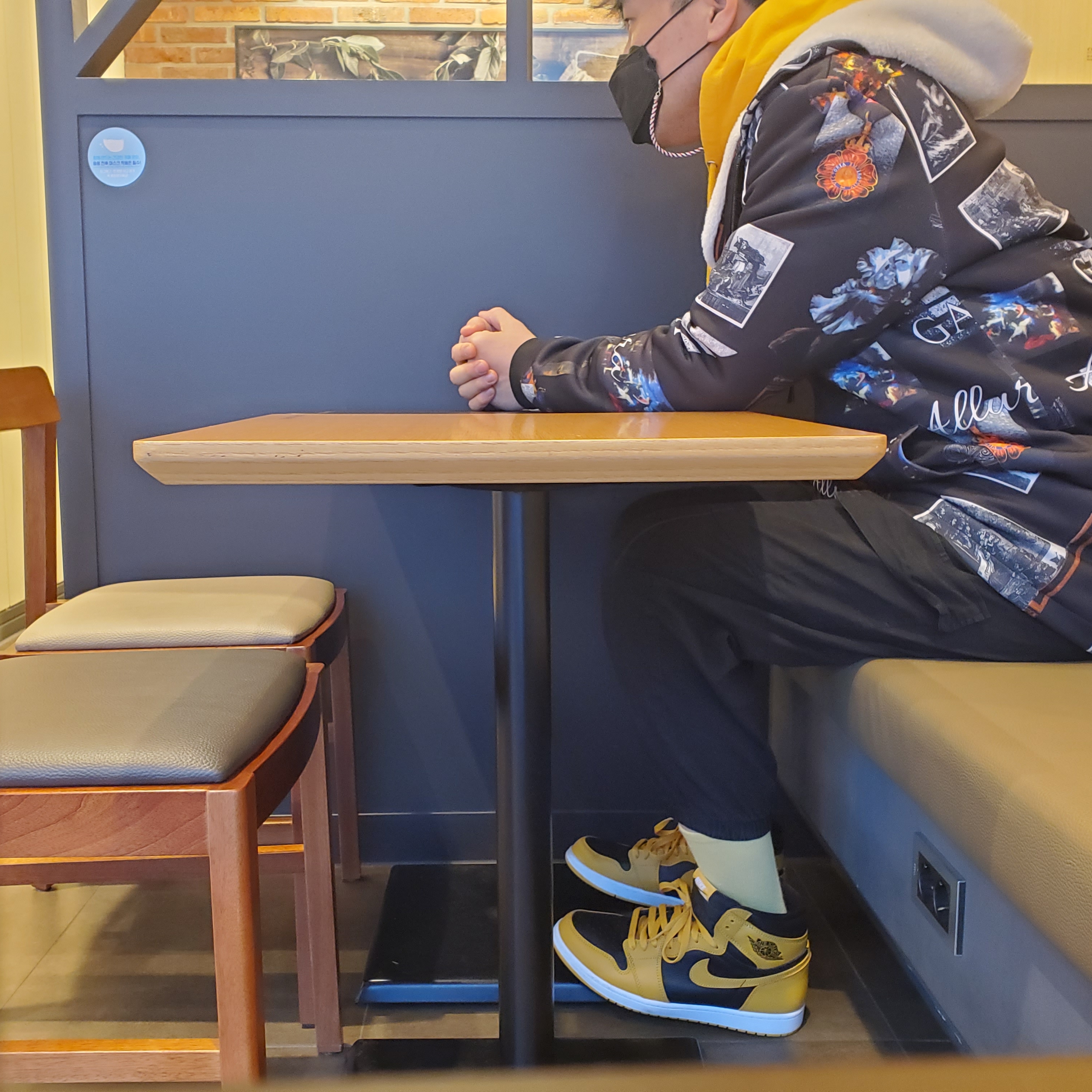 Jordan 1 Retro High OG Pollen 착용 스타일