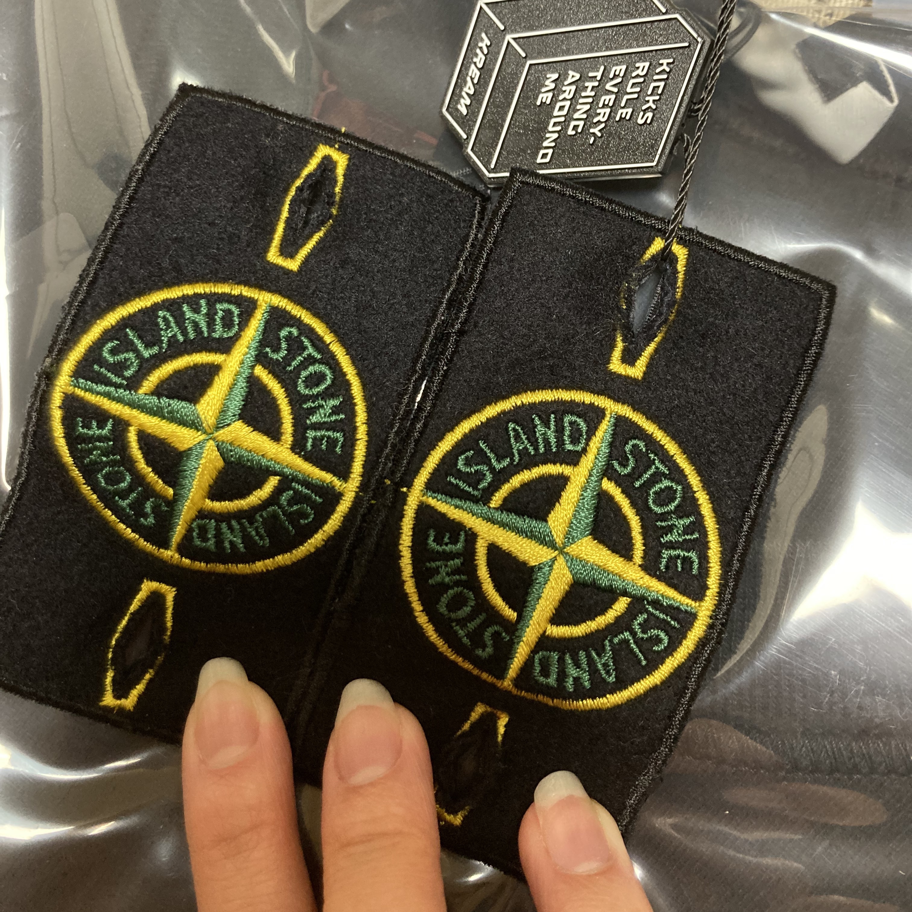 Stone Island 63020 Crewneck Sweatshirt Black - 21FW 착용 스타일
