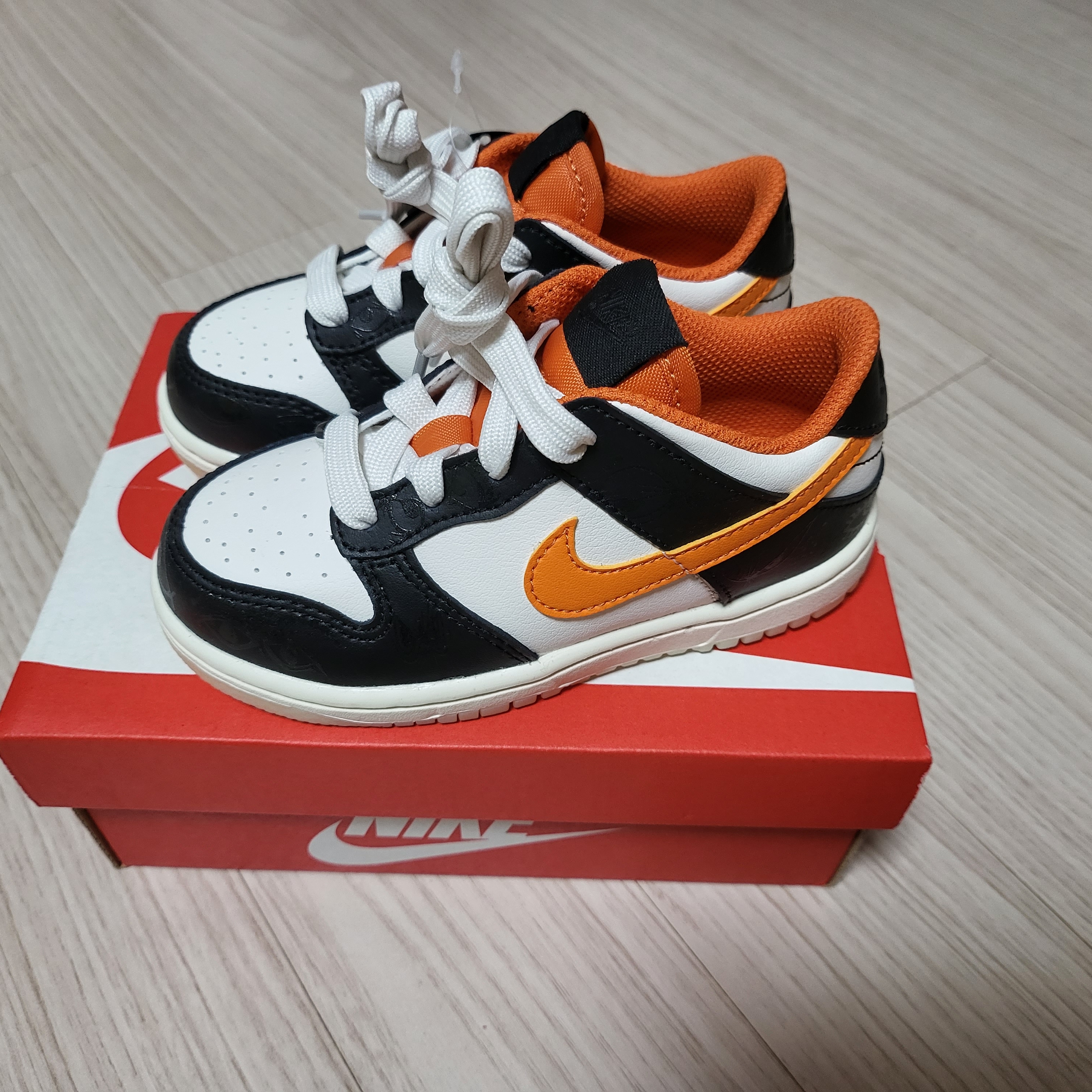 (TD) Nike Dunk Low PRM Halloween 착용 스타일 - 3