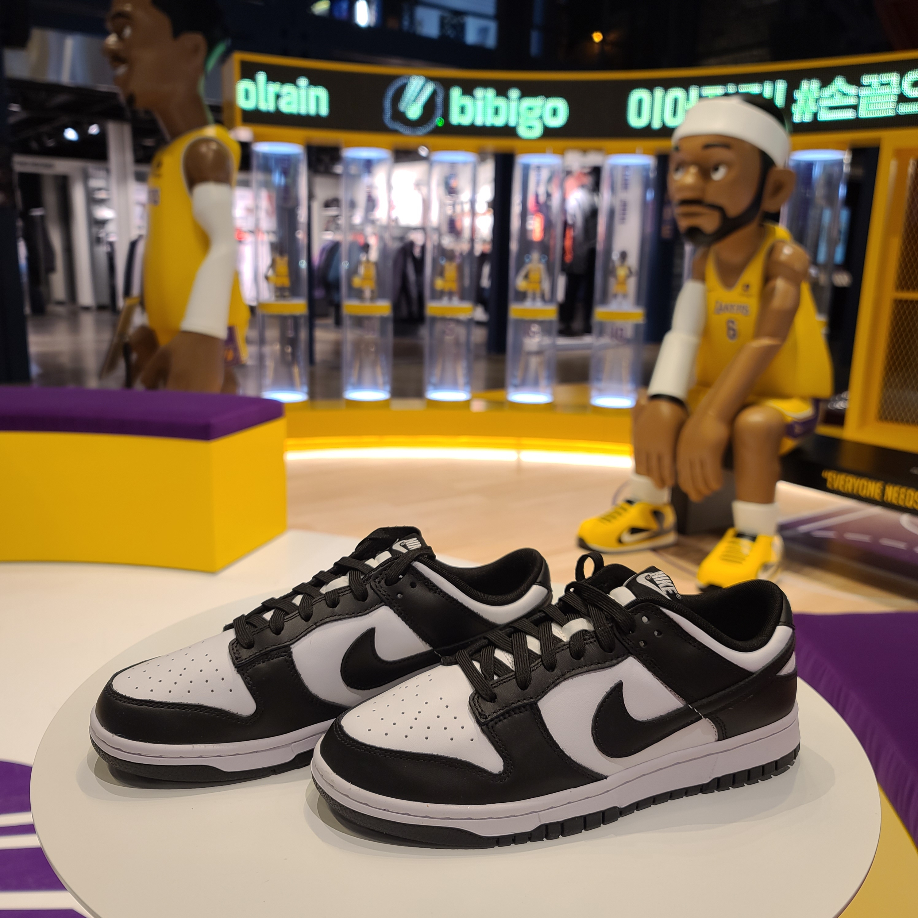 Nike Dunk Low Retro Black 착용 스타일