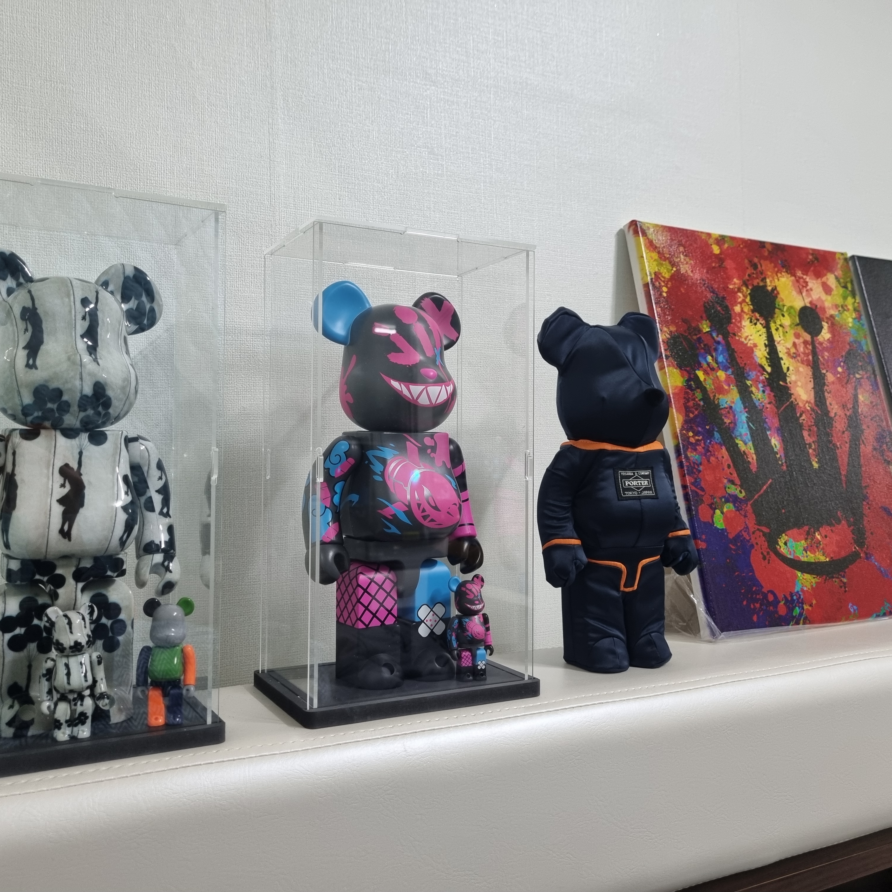 Bearbrick League of Legends Jinx 100% & 400% Set, Bearbrick Banksy Flying Balloons Girl 100% & 400% Set 착용 스타일