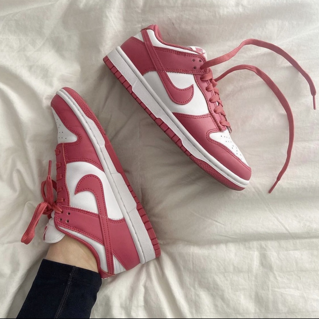 (W) Nike Dunk Low Archeo Pink 착용 스타일 - 5