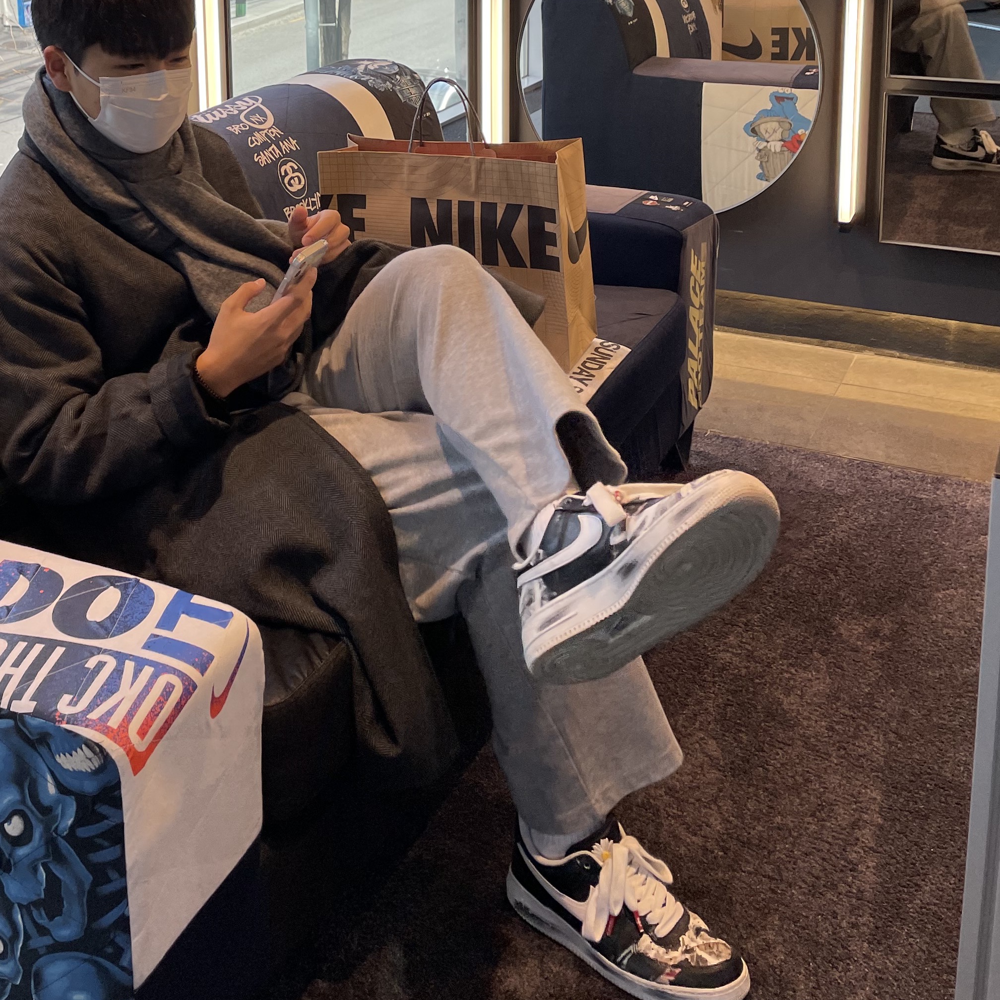 Nike x Peaceminusone Air Force 1 Low Para-Noise 착용 스타일 - 2