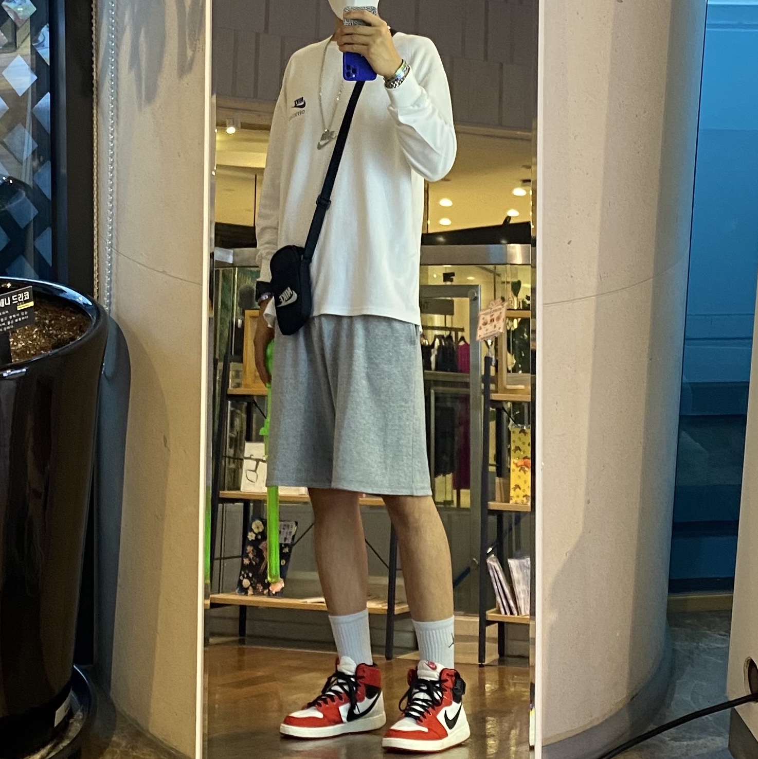Jordan 1 KO Chicago 2021 착용 스타일 - 5