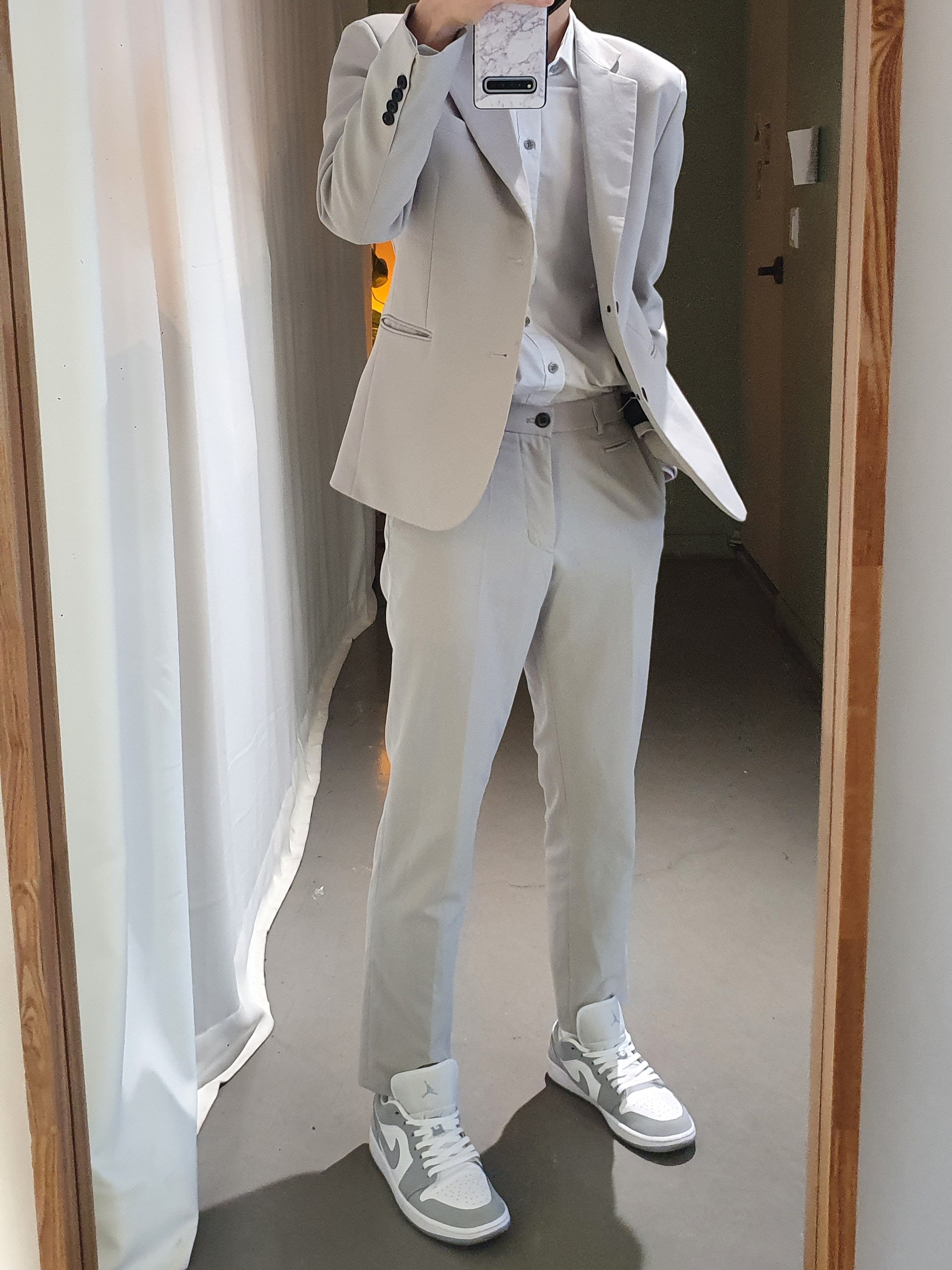 (W) Jordan 1 Low White Wolf Grey 착용 스타일