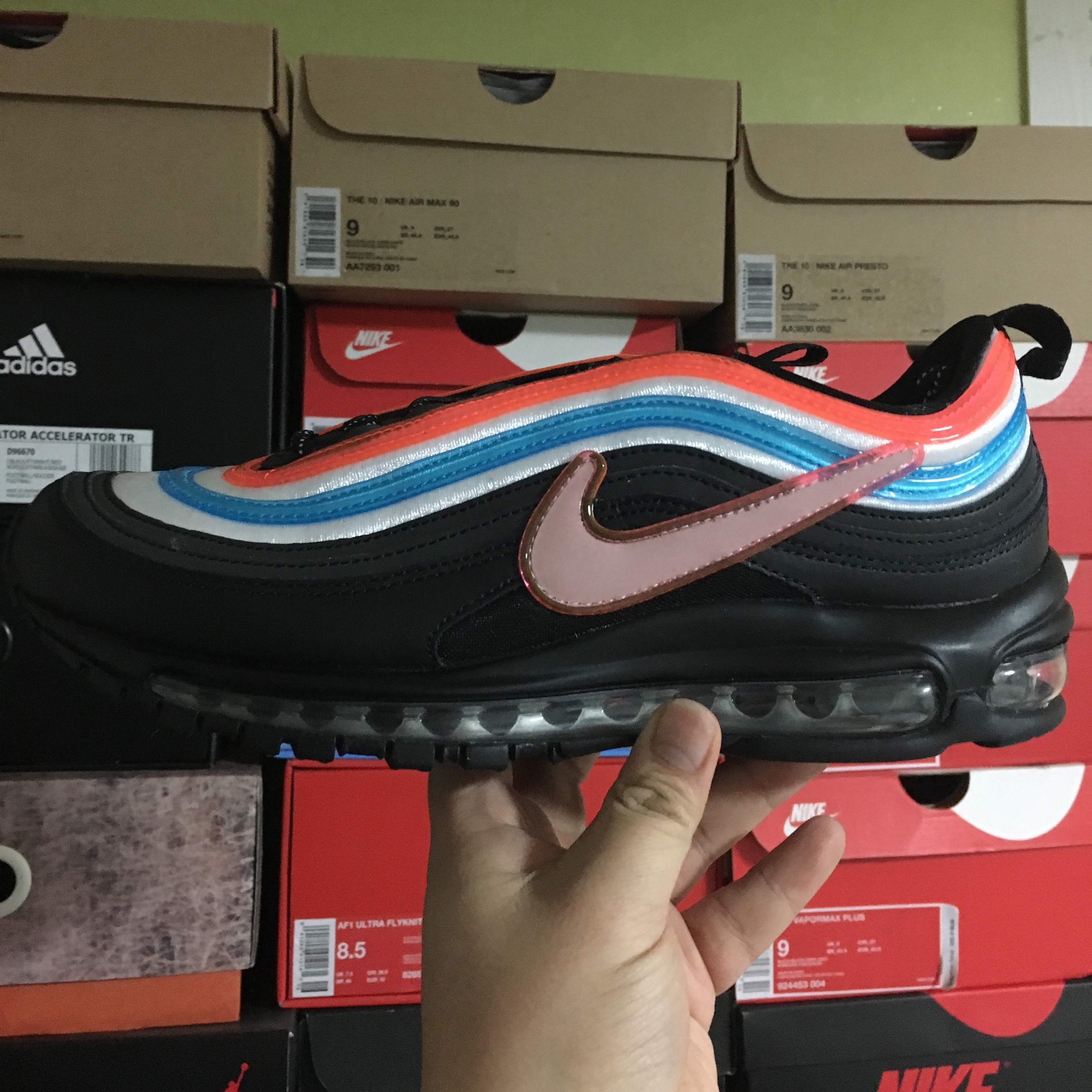 Nike Air Max 97 Neon Seoul 착용 스타일