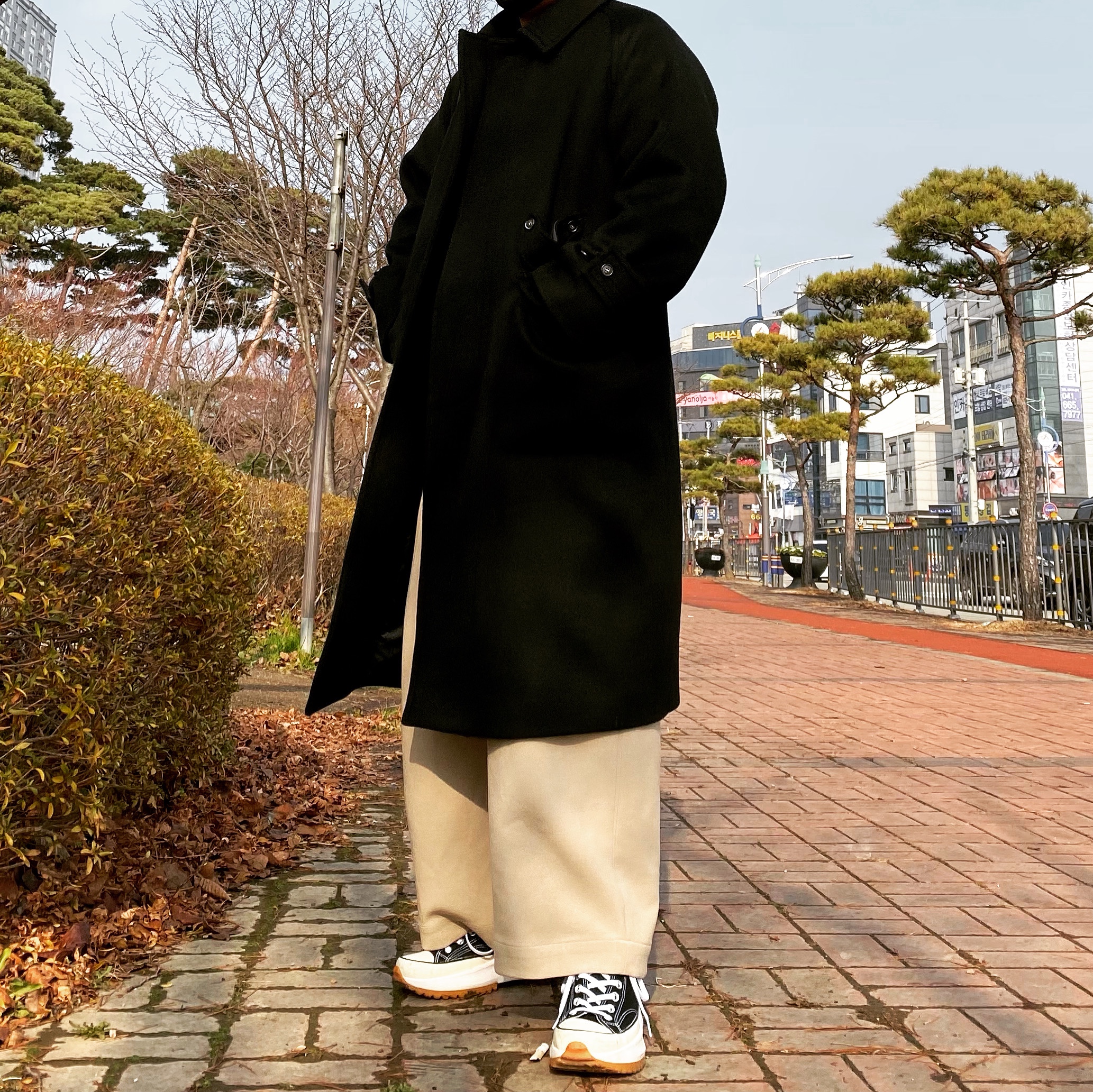 Converse x JW Anderson Run Star Hike Hi Black 착용 스타일
