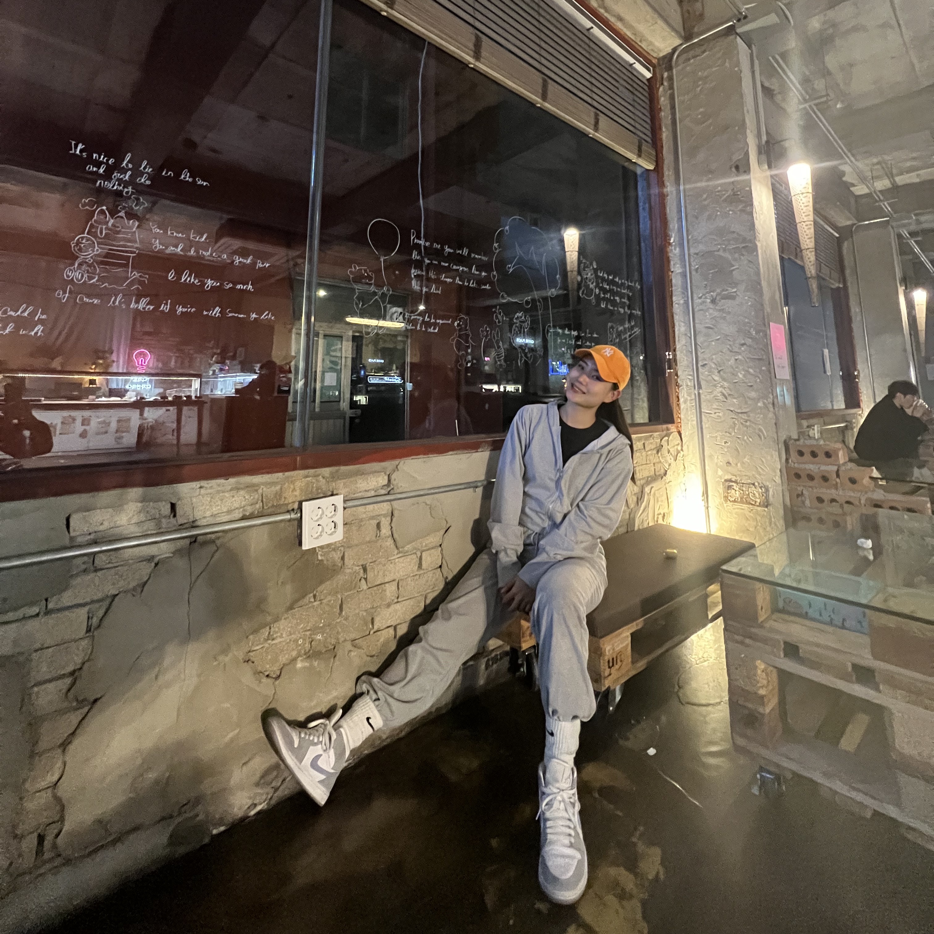 (W) Jordan 1 Mid Wolf Grey 착용 스타일
