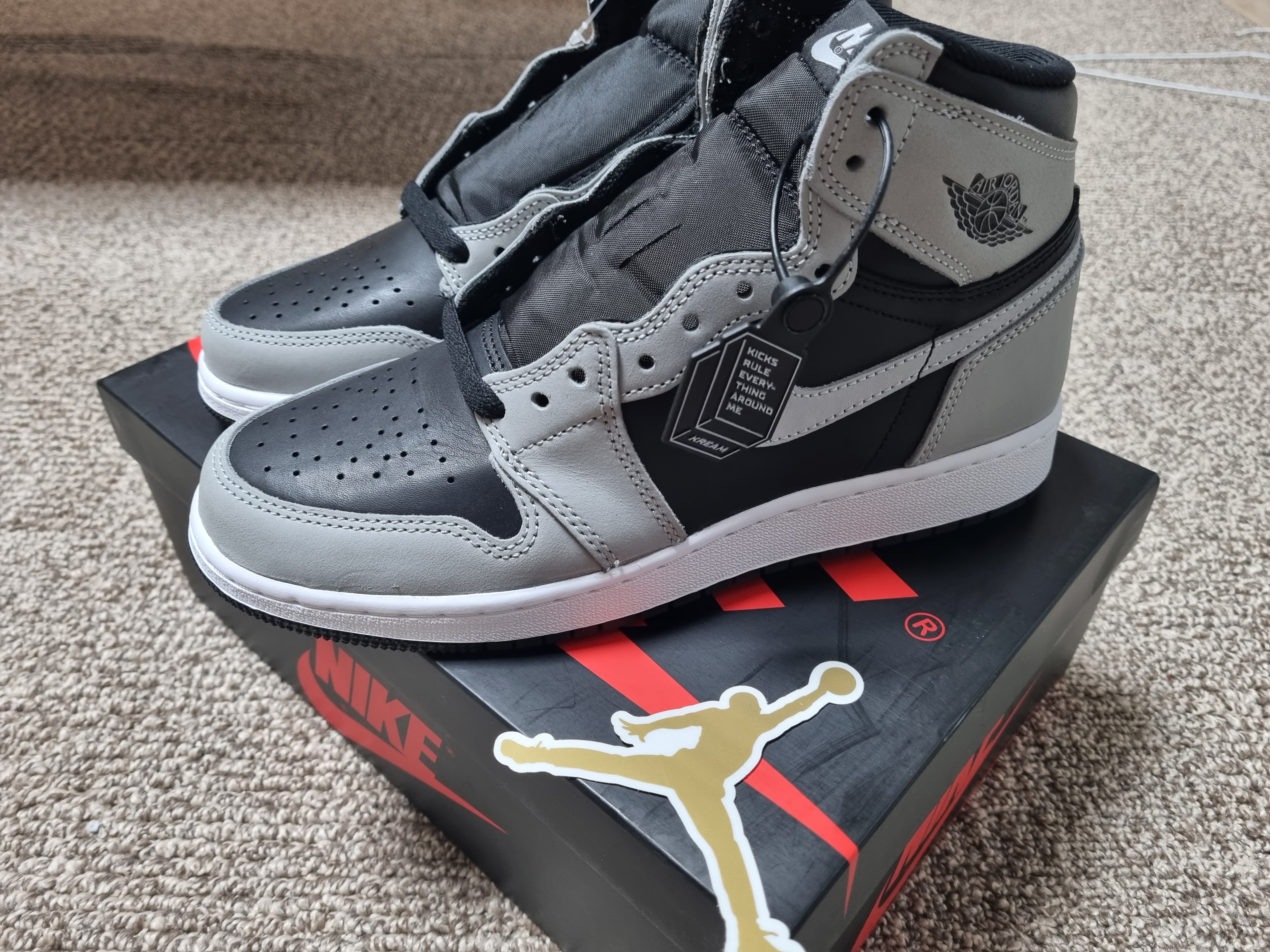 Jordan 1 Retro High OG Shadow 2.0 착용 스타일 - 2