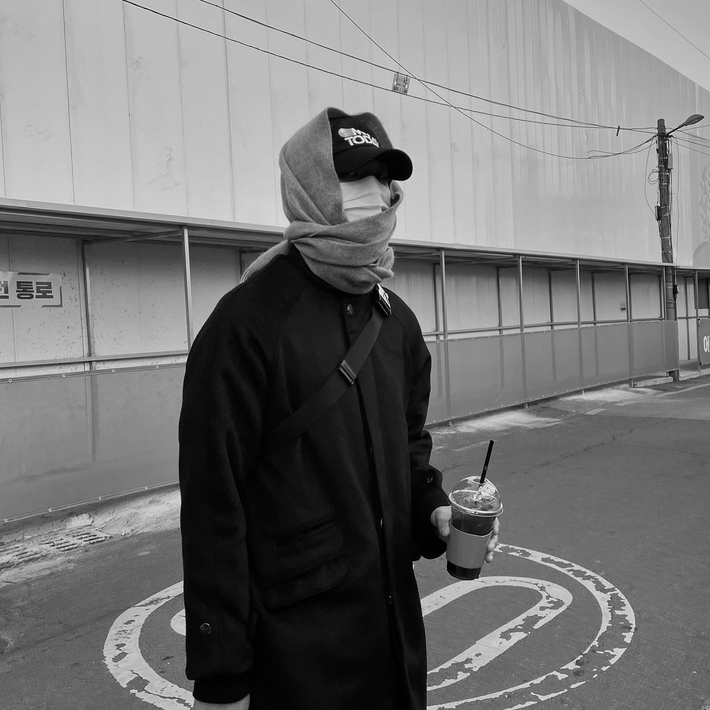 Nike x A-Cold-Wall Zoom Vomero 5 Sail 착용 스타일 - 1
