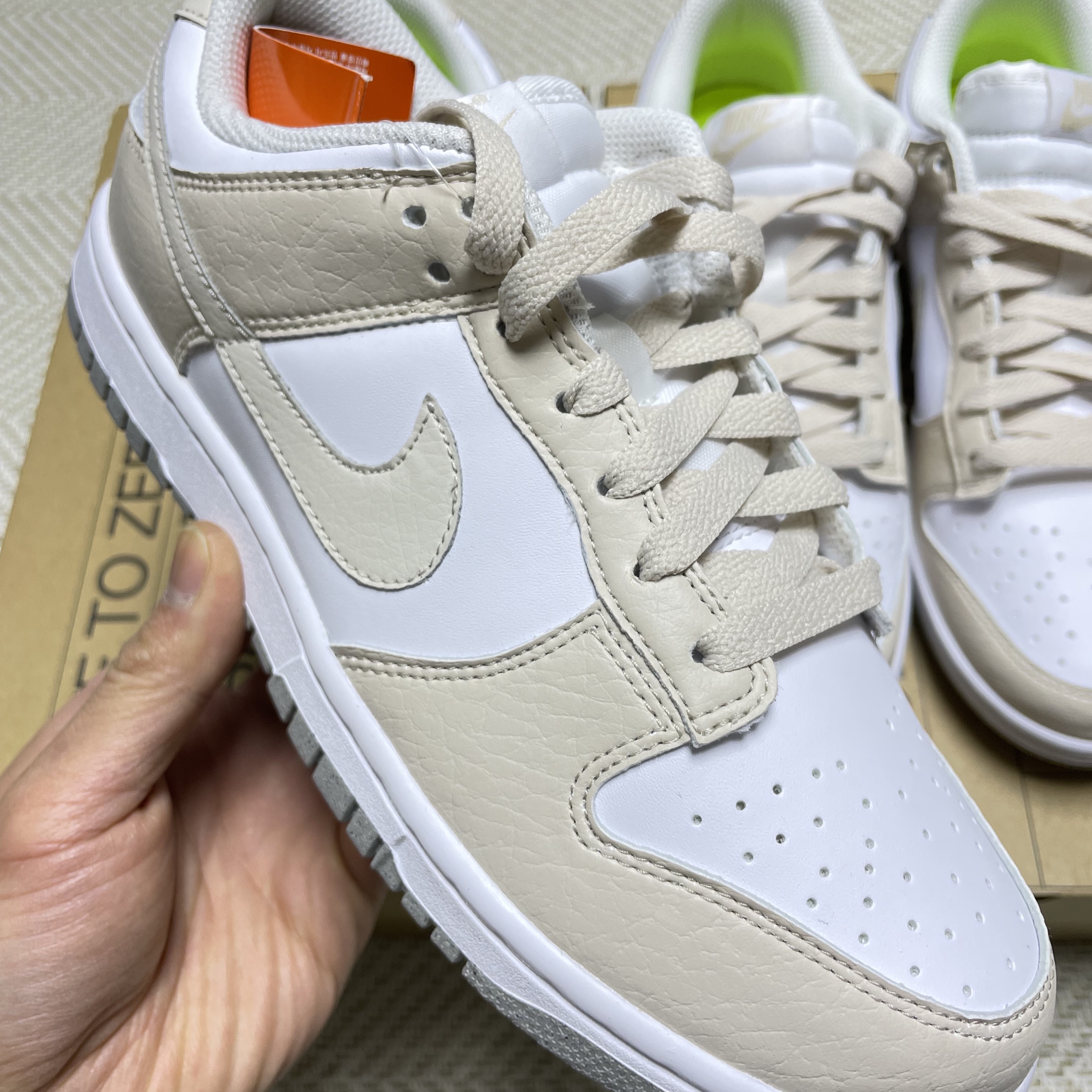 (W) Nike Dunk Low Next Nature Light Orewood Brown 착용 스타일