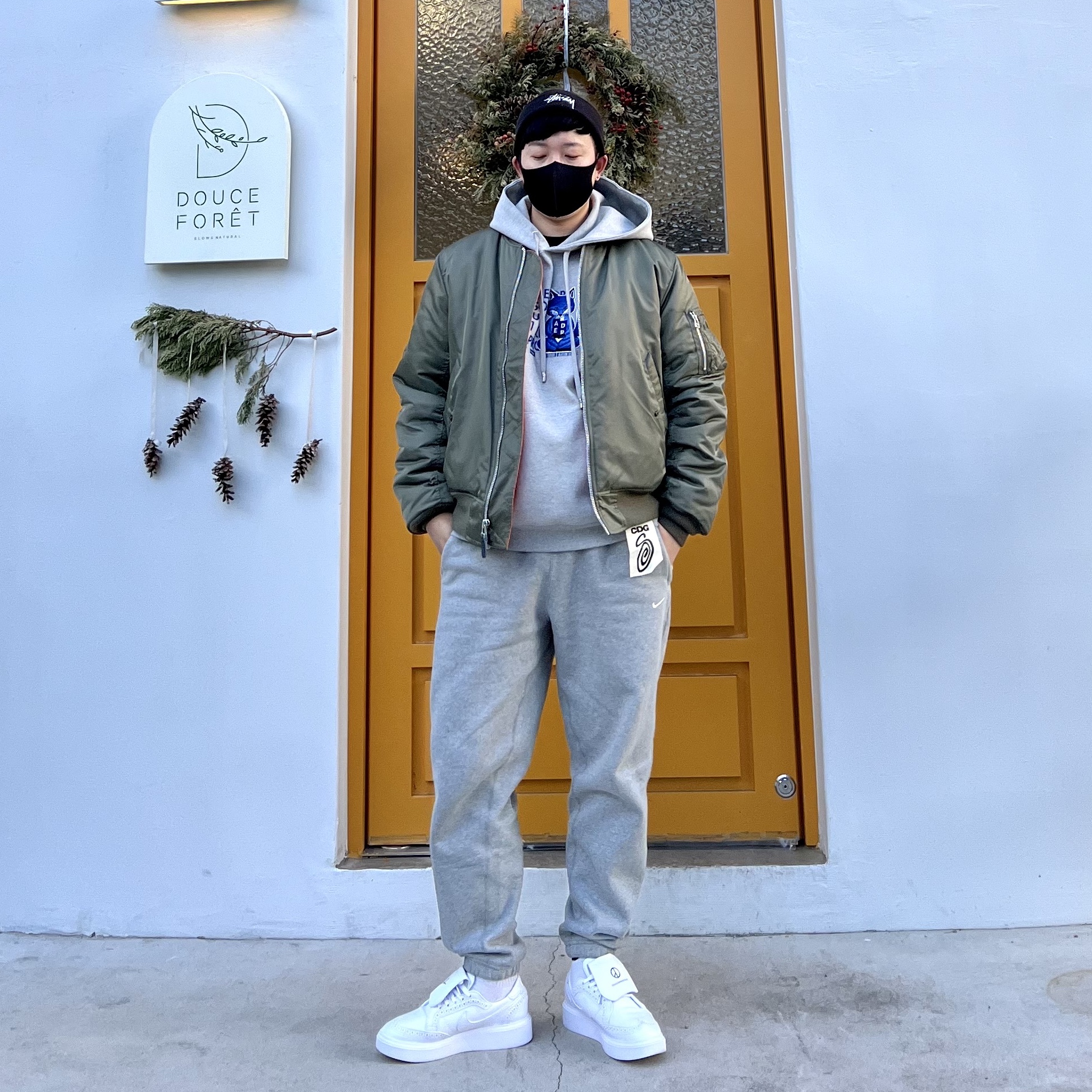 Nike x Peaceminusone Kwondo1 White, Maison Kitsune x Ader Error Meditation Fox Hoodie Grey 착용 스타일