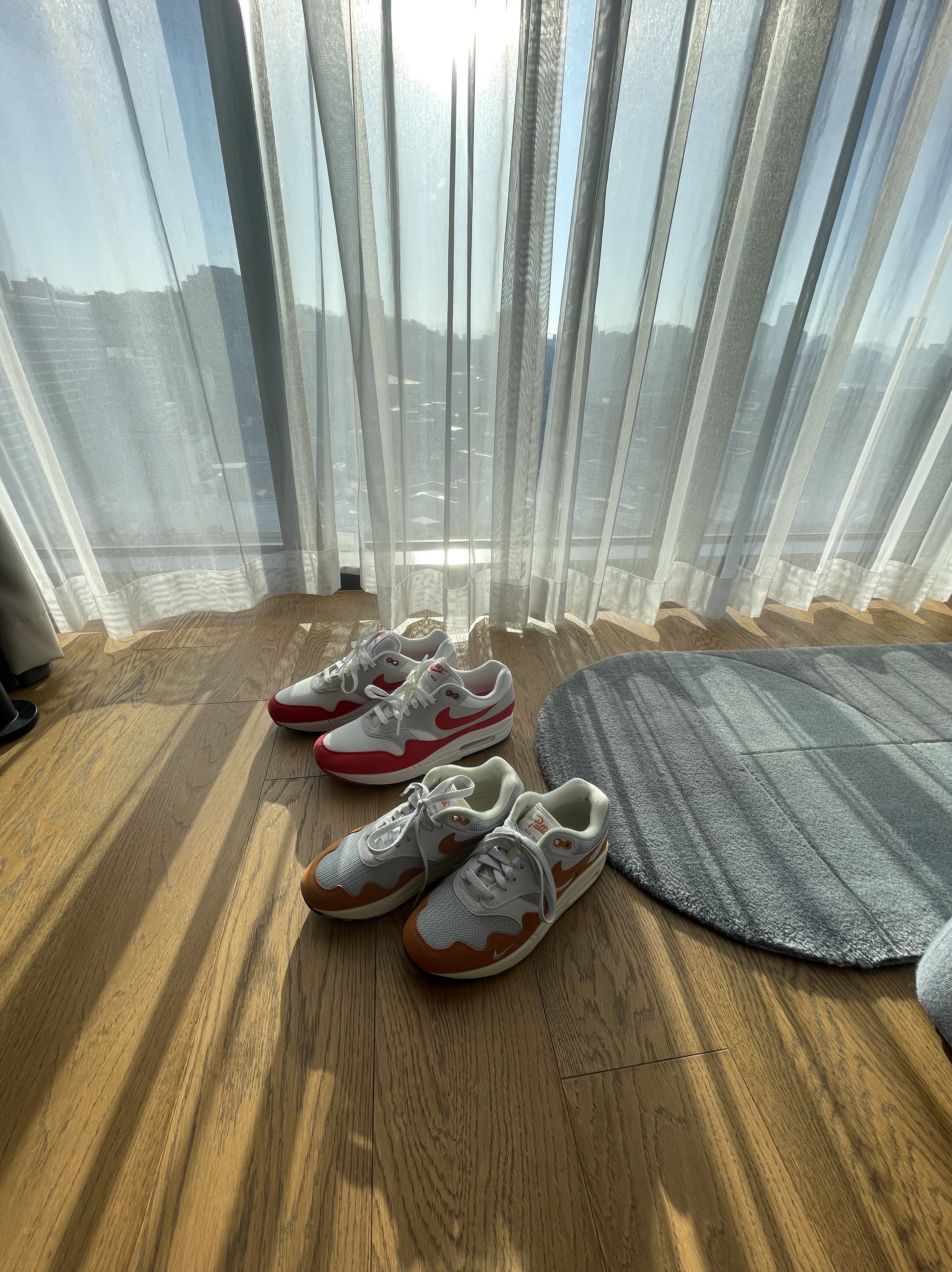 Nike x Patta Air Max 1 Monarch, Nike Air Max 1 Anniversary Red 2017 착용 스타일 - 3