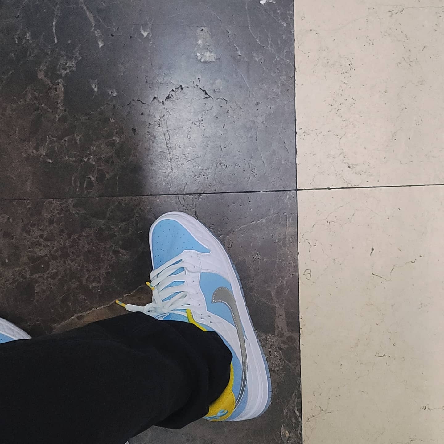 Nike x FTC SB Dunk Low Pro QS Lagoon Pulse 착용 스타일 - 2
