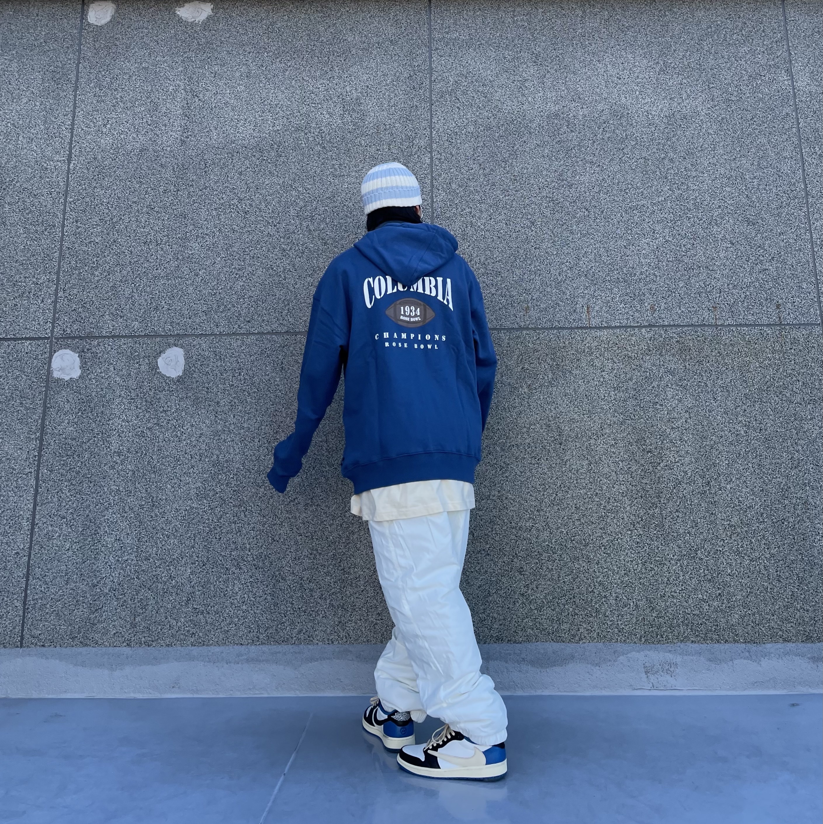 Jordan 1 x Travis Scott x Fragment Retro Low OG SP Military Blue 착용 스타일