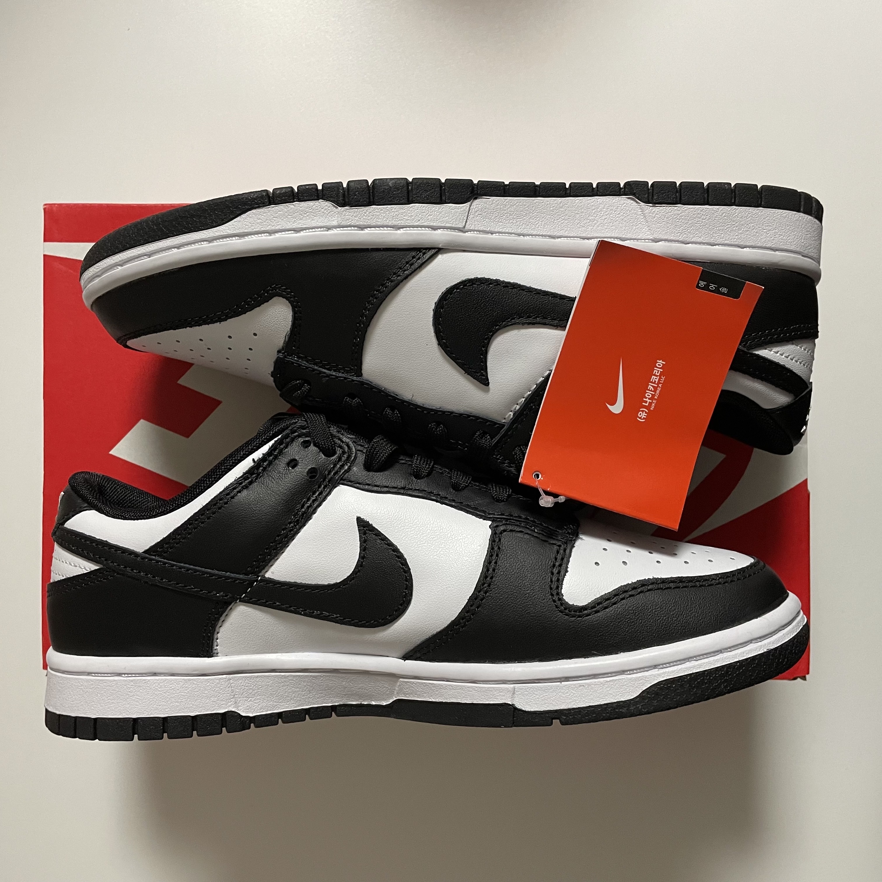 Nike Dunk Low Retro Black 착용 스타일
