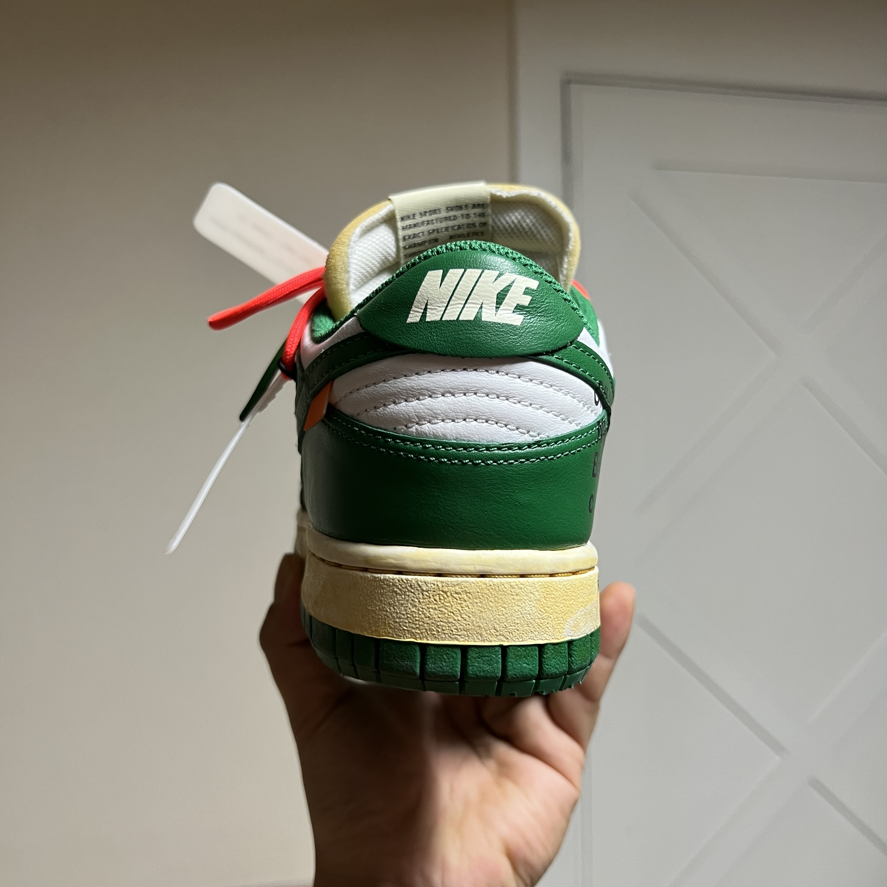 Nike x Off-White Dunk Low Pine Green 착용 스타일 - 2