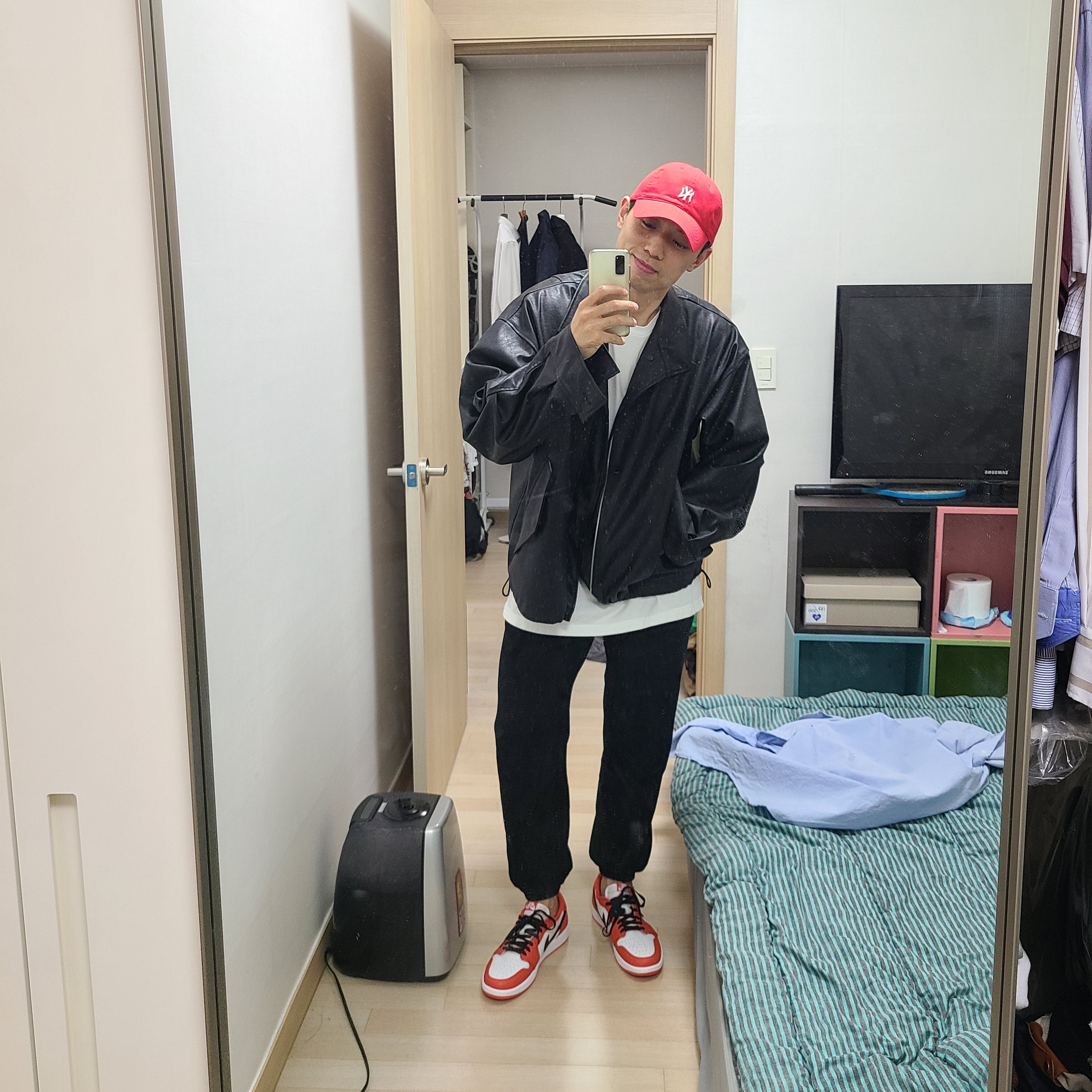 Jordan 1 Low OG Starfish 착용 스타일
